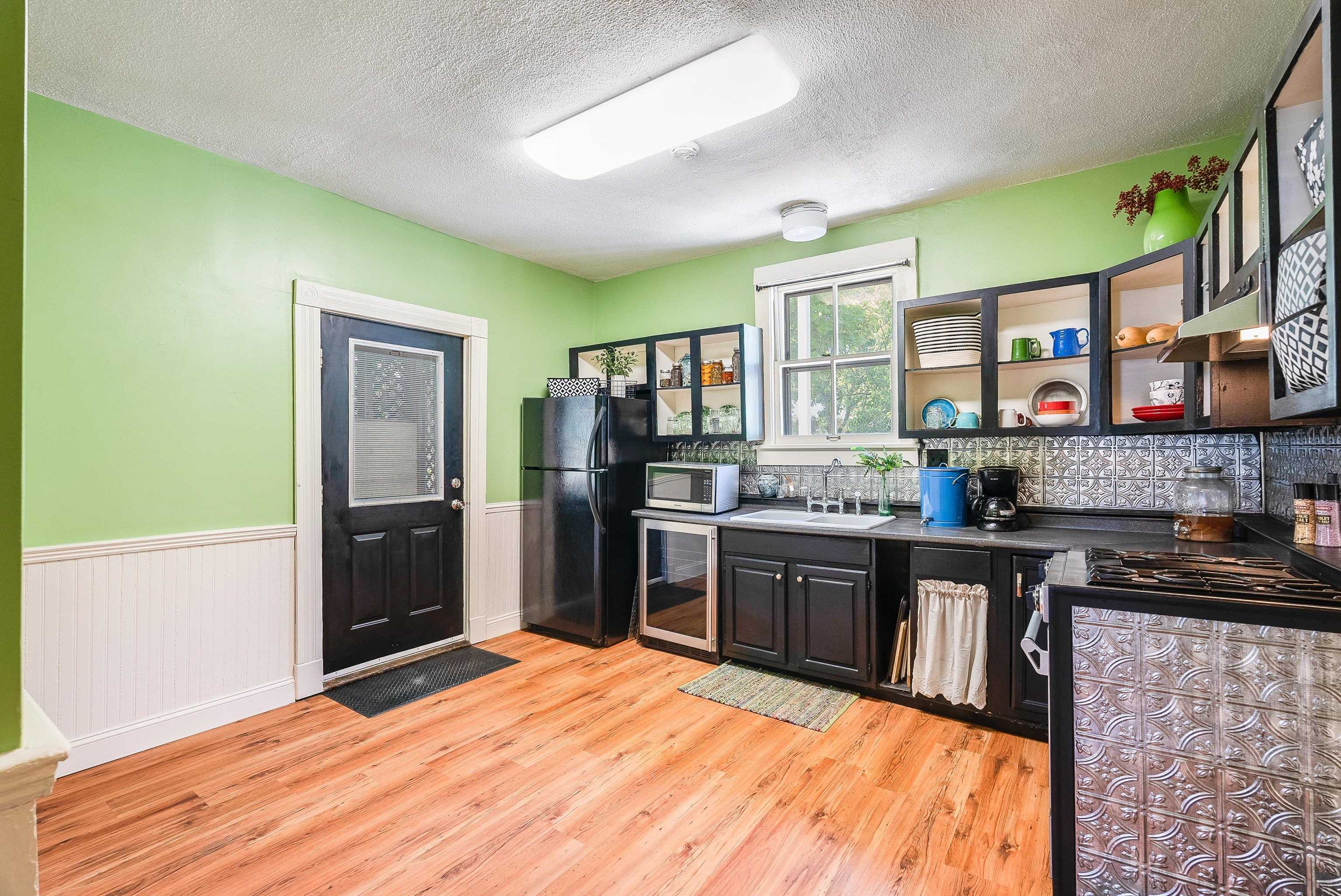 2356 LEE HWY