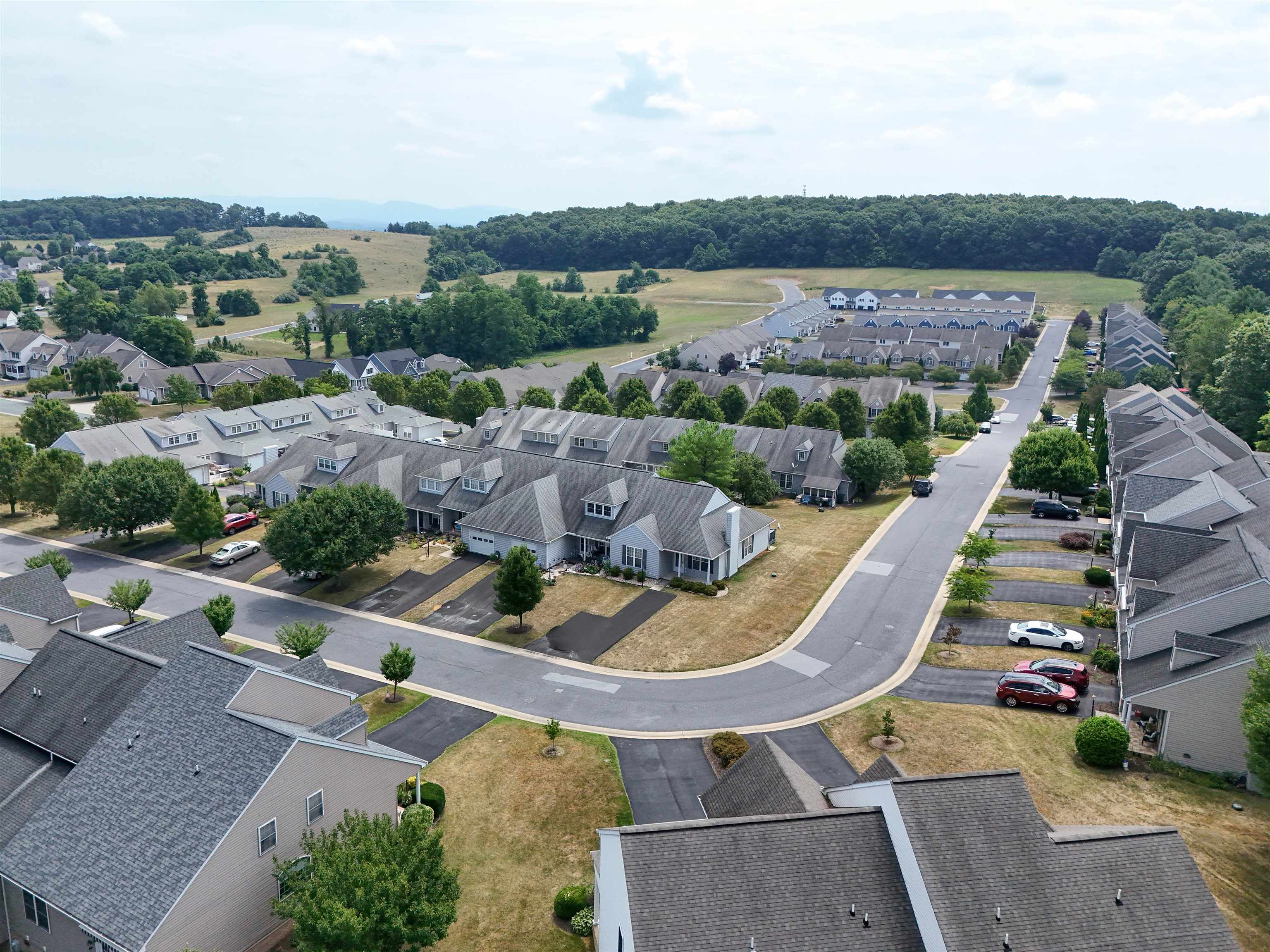 26 VILLA VIEW DR
