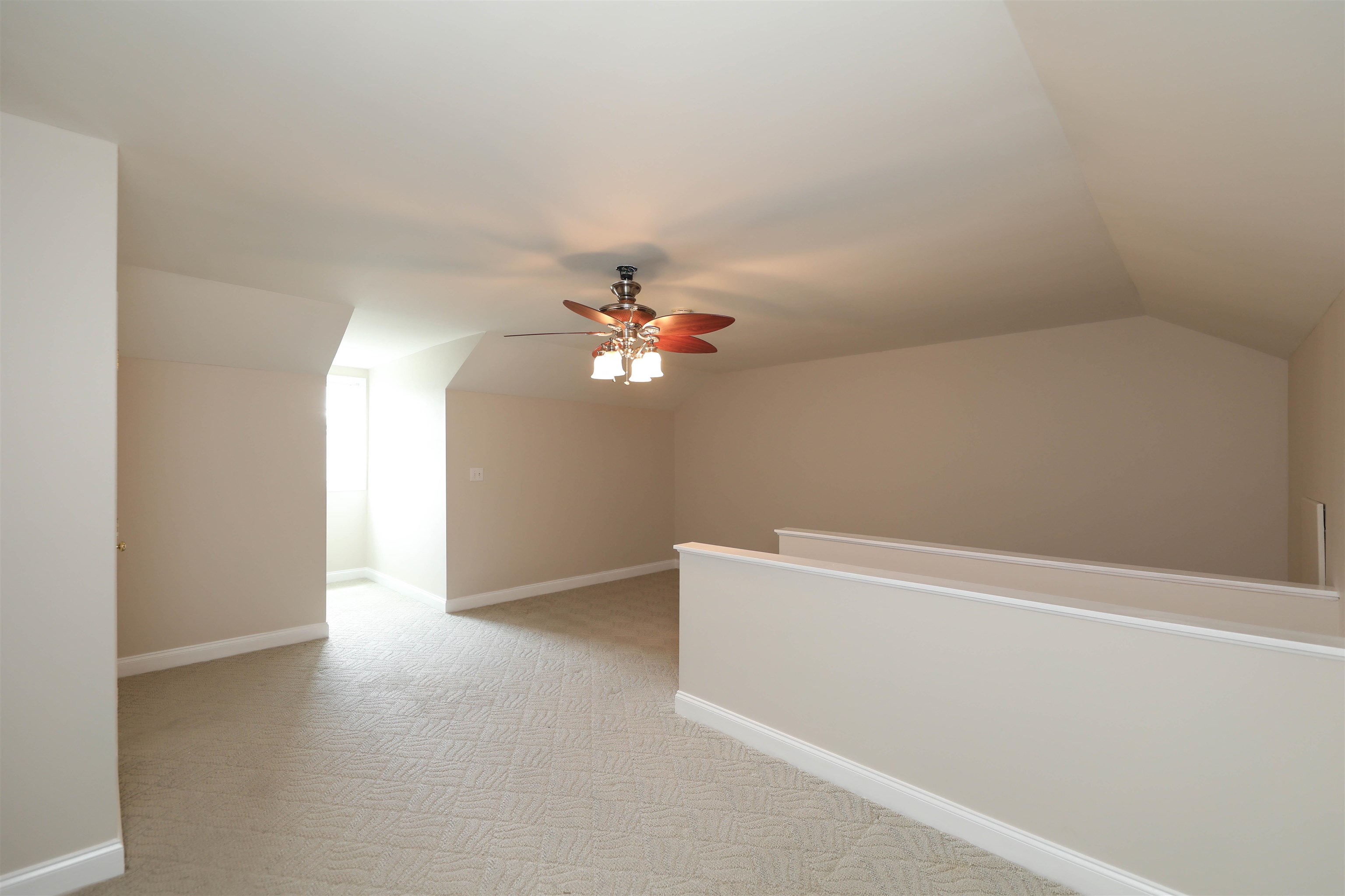 26 VILLA VIEW DR
