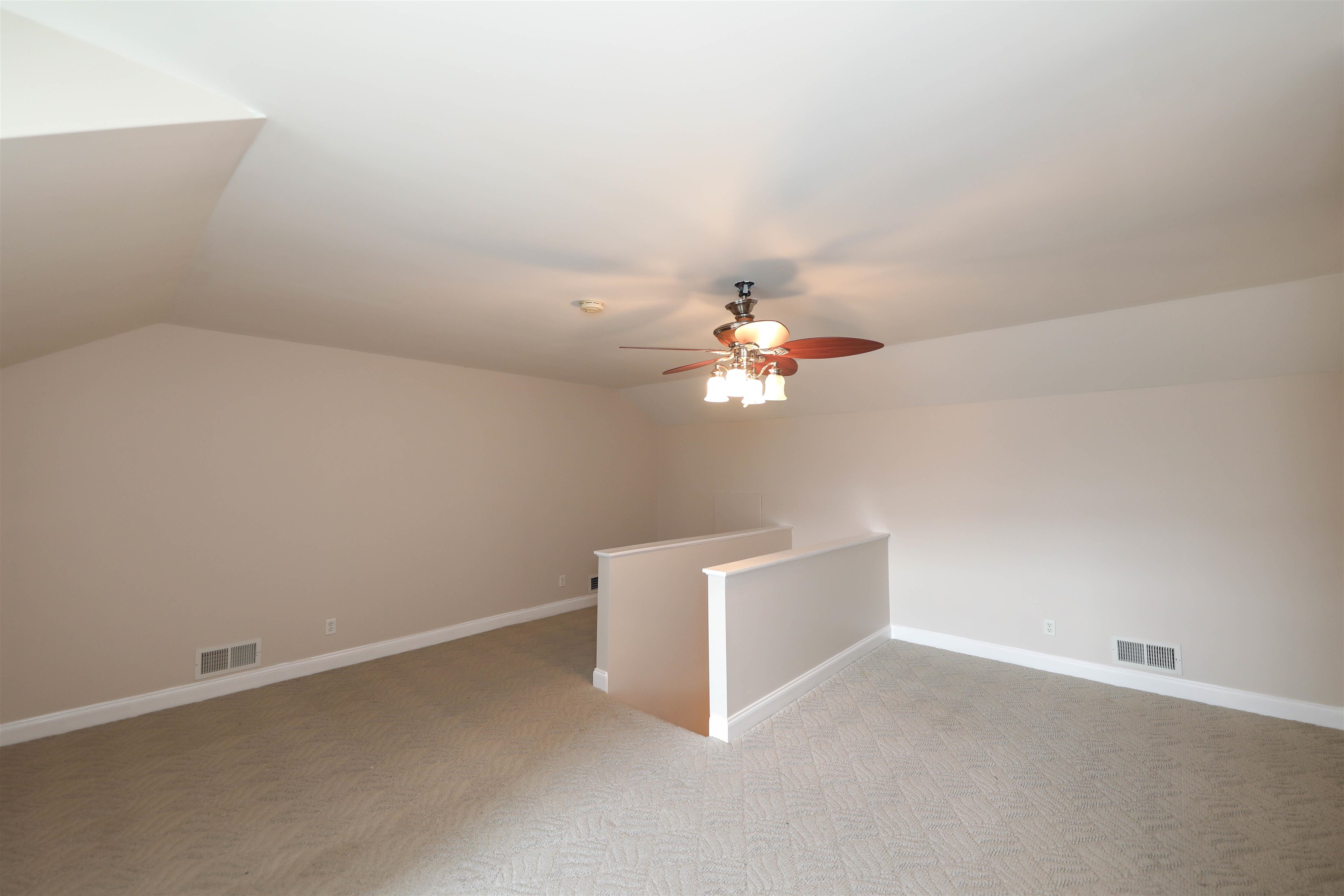 26 VILLA VIEW DR