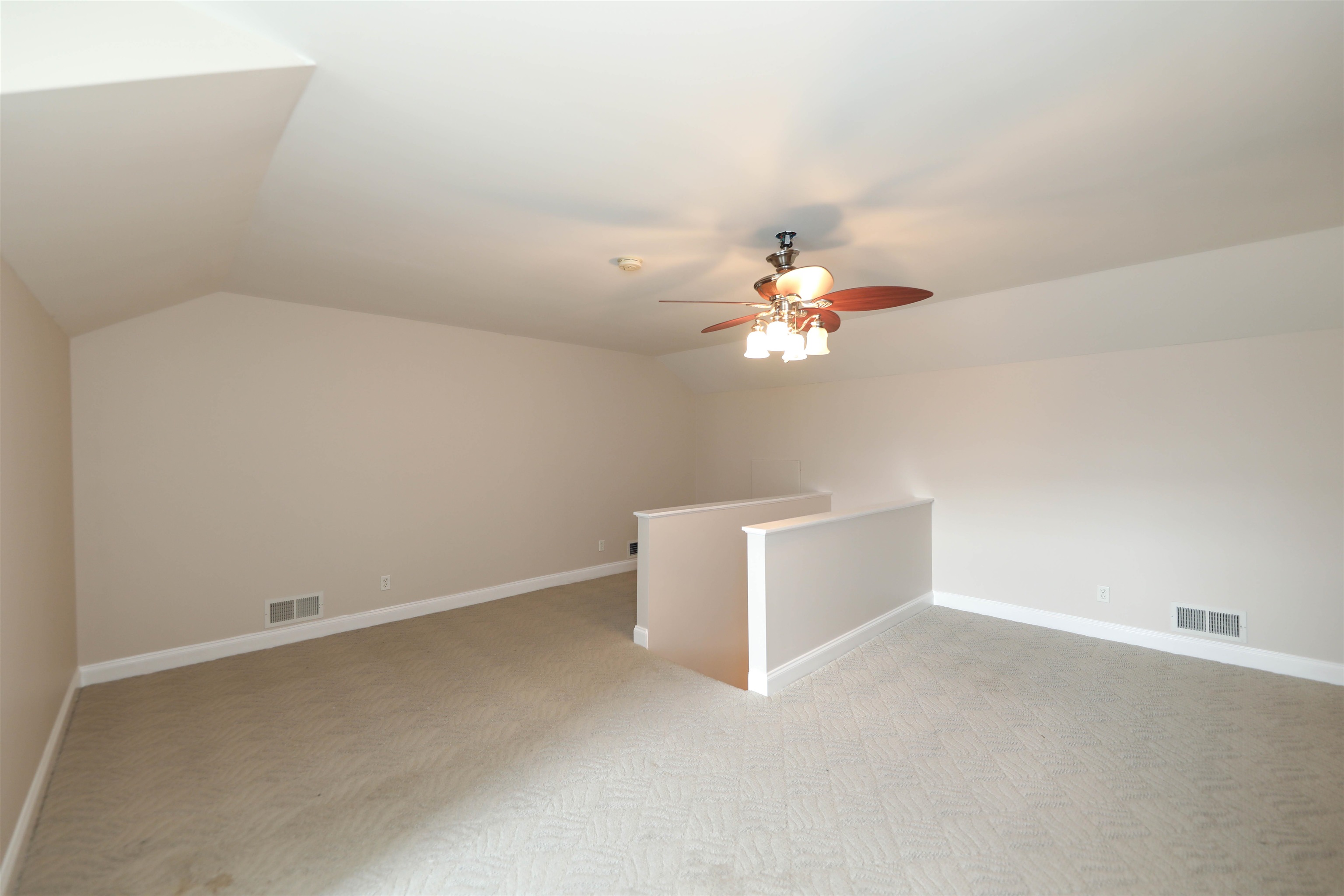 26 VILLA VIEW DR
