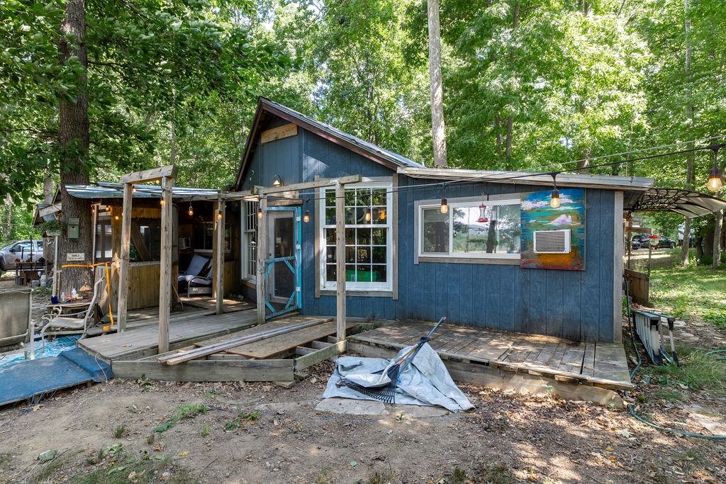 241 BACK CREEK LN