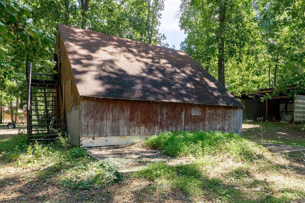 241 BACK CREEK LN