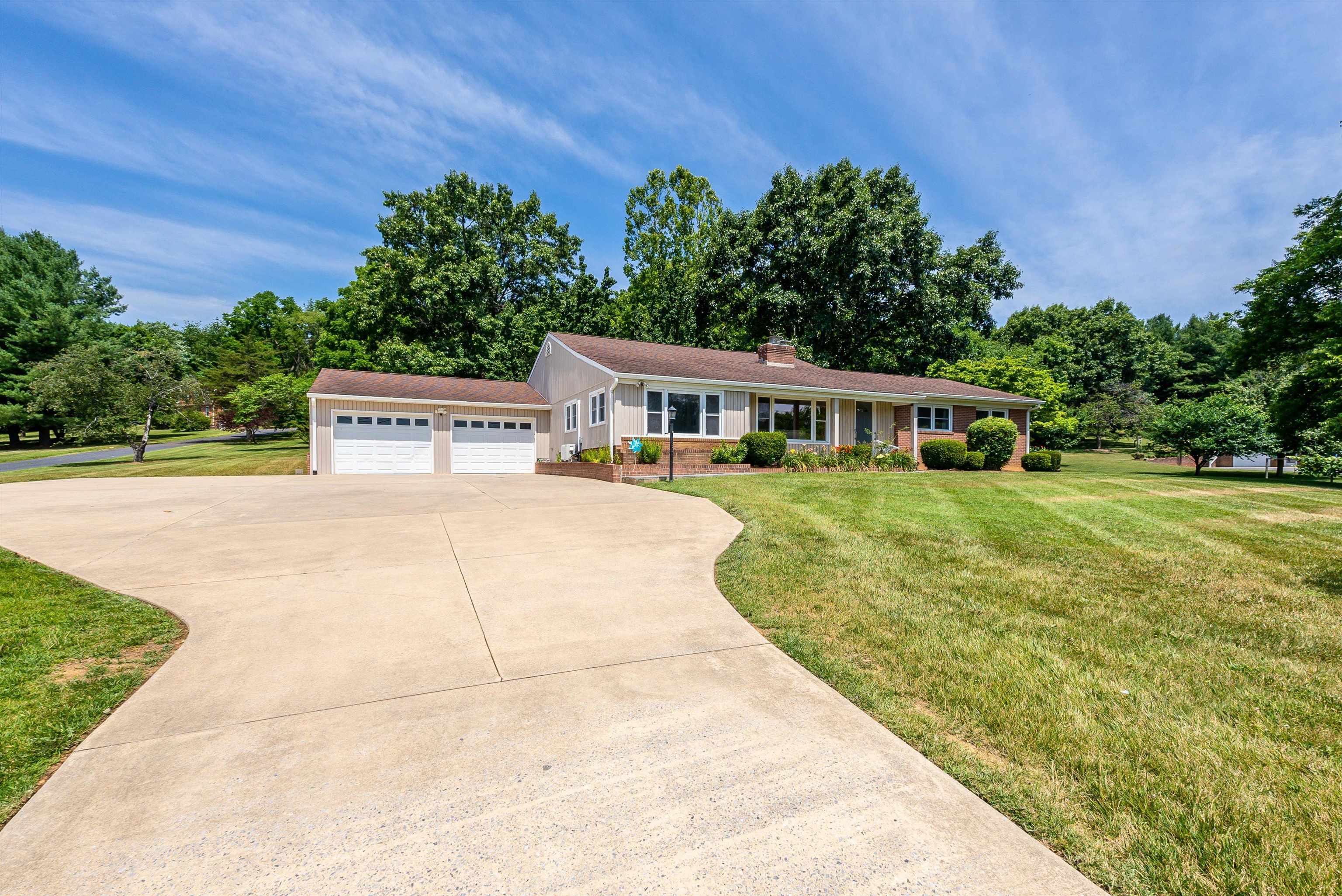 2751 LEE JACKSON HWY