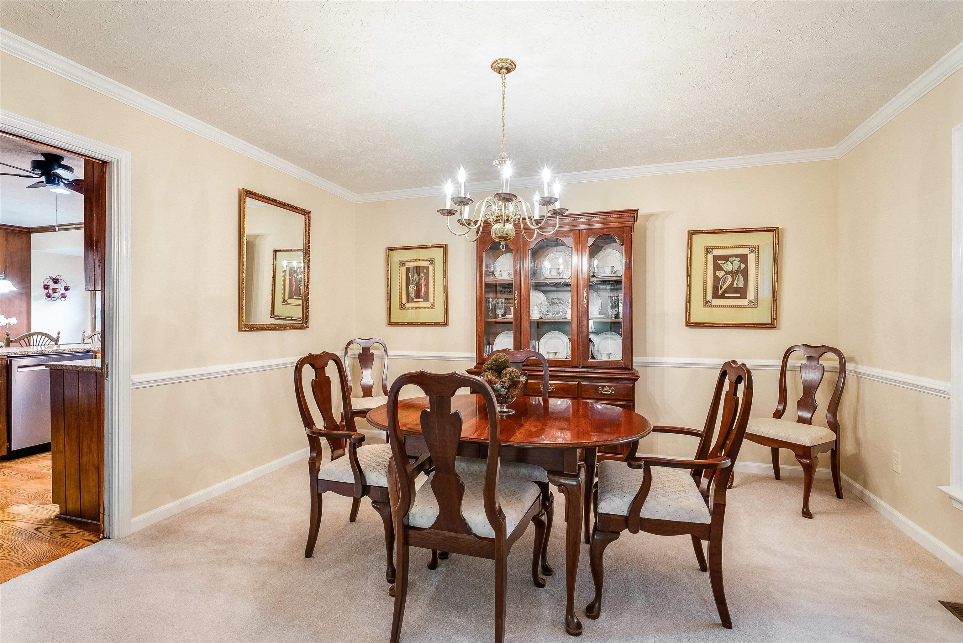 305 PELHAM DR