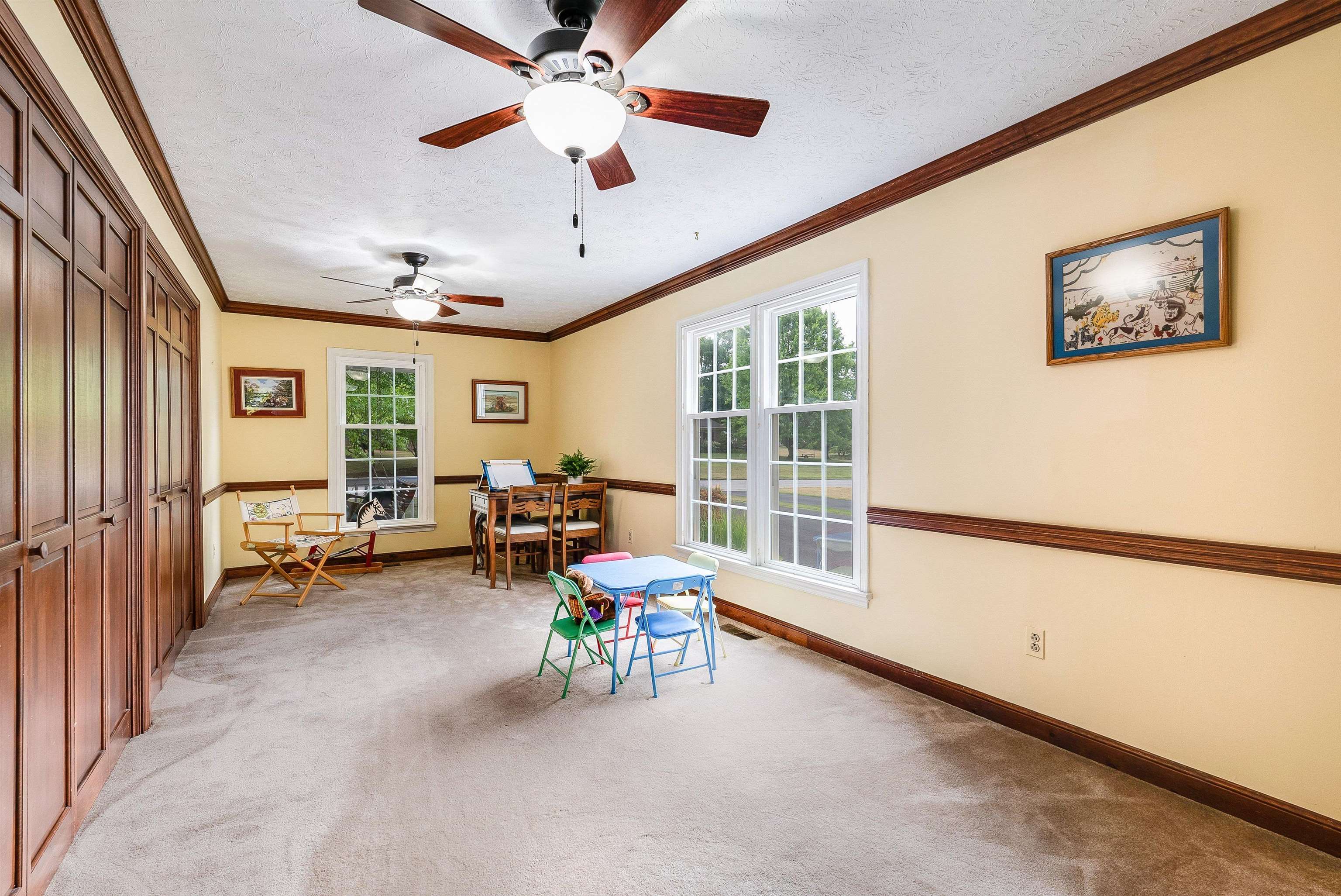 305 PELHAM DR