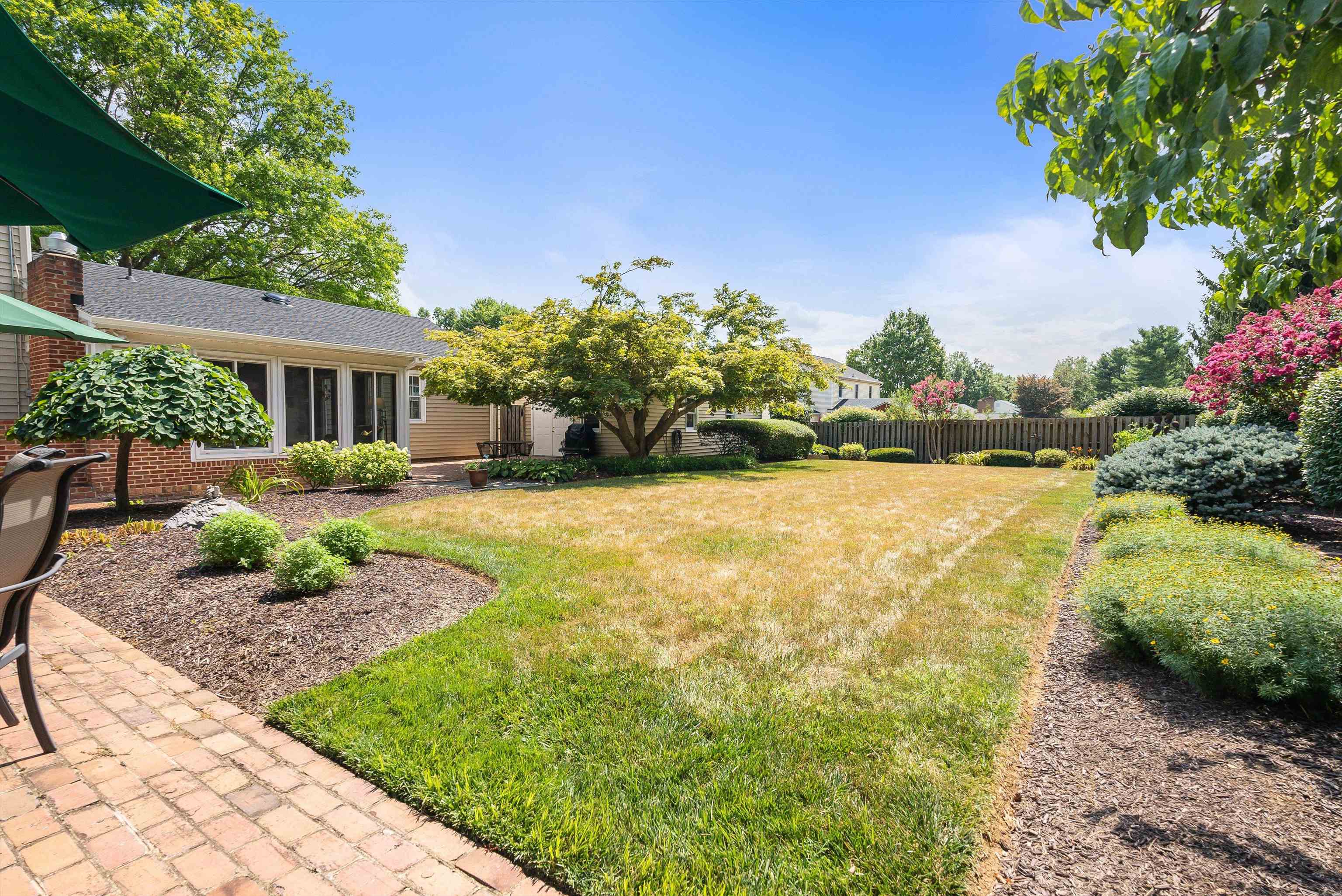 305 PELHAM DR