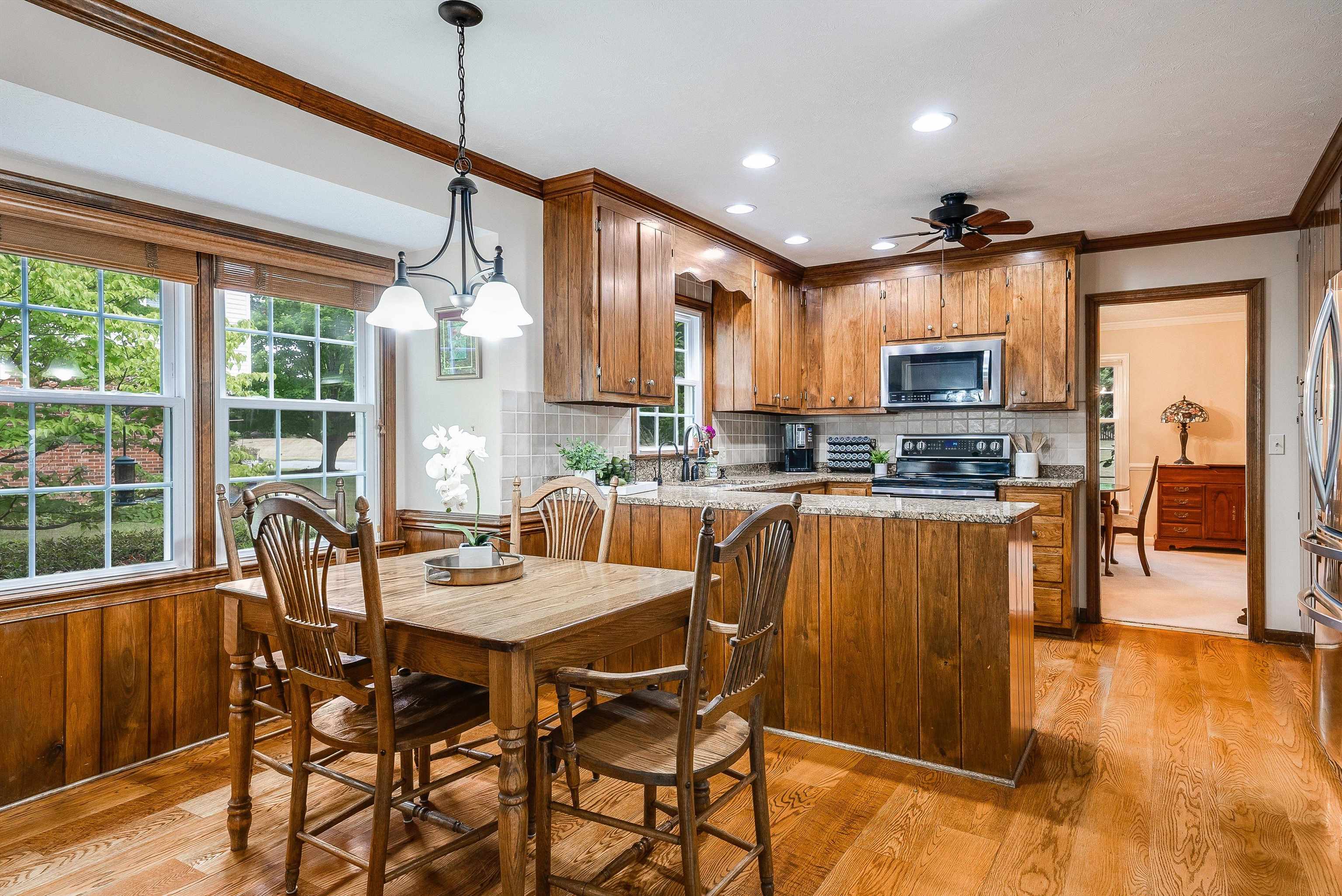305 PELHAM DR