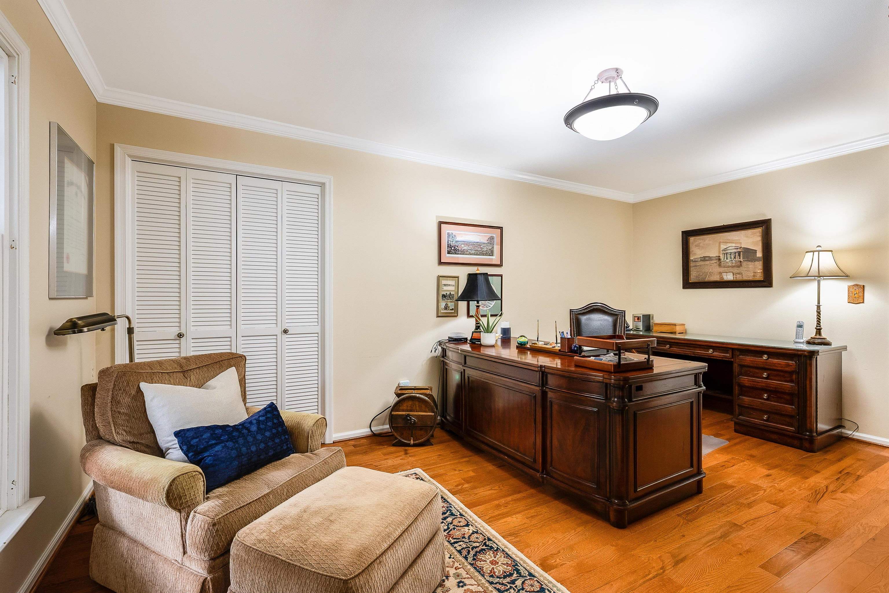 305 PELHAM DR
