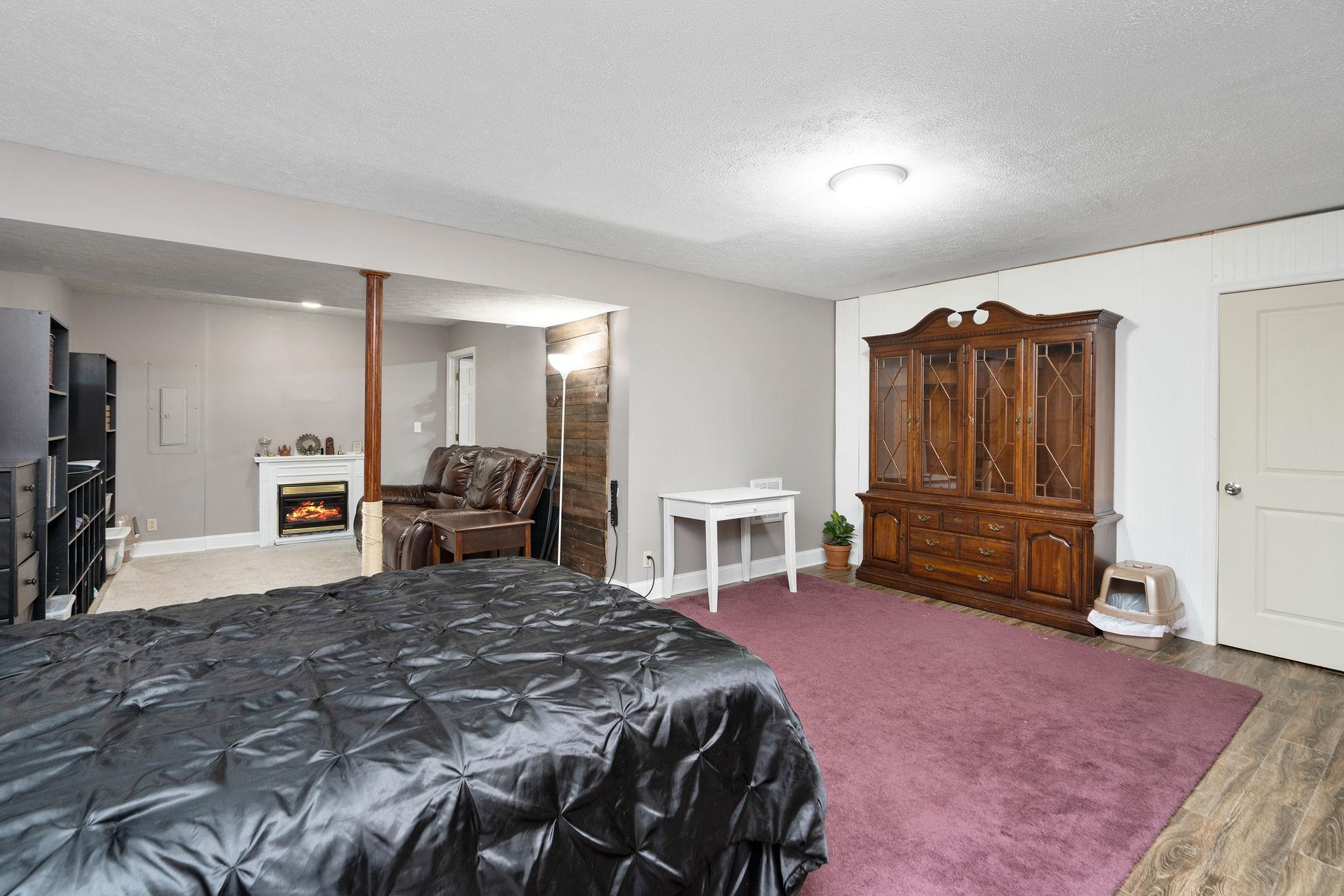 238 BOWMANS RUN DR