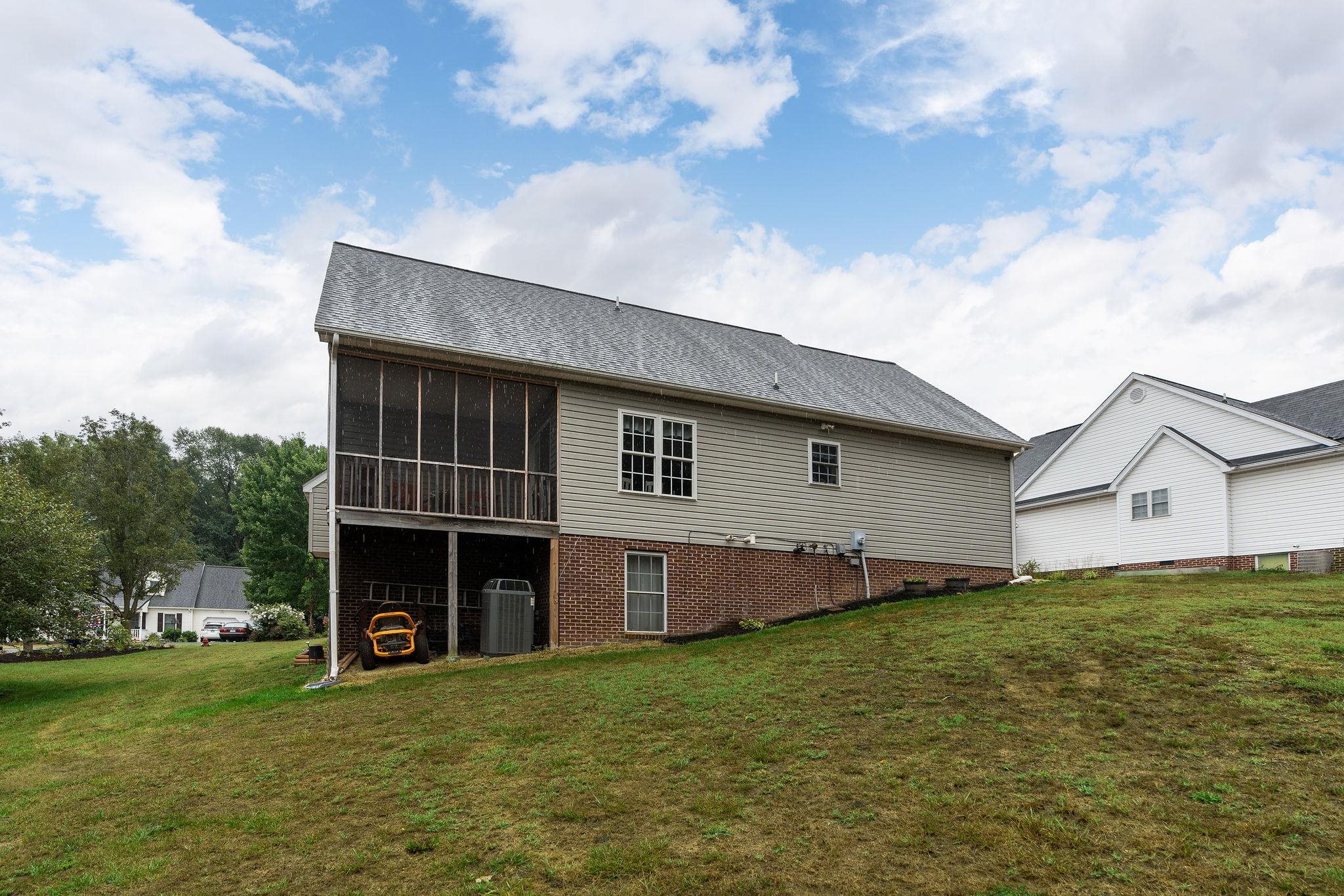 238 BOWMANS RUN DR