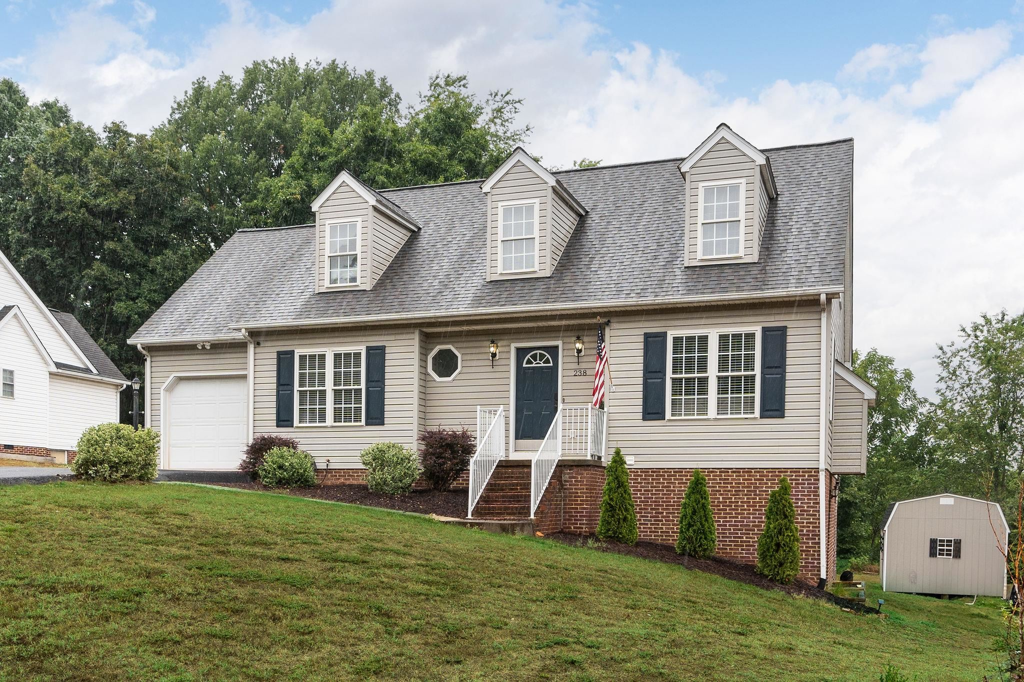 238 BOWMANS RUN DR