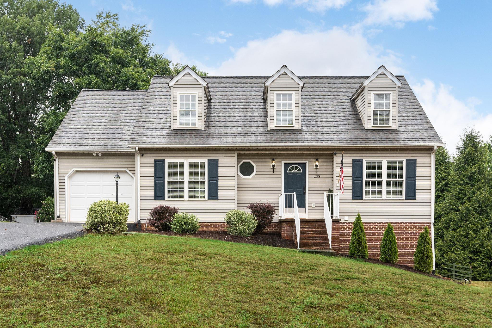 238 BOWMANS RUN DR