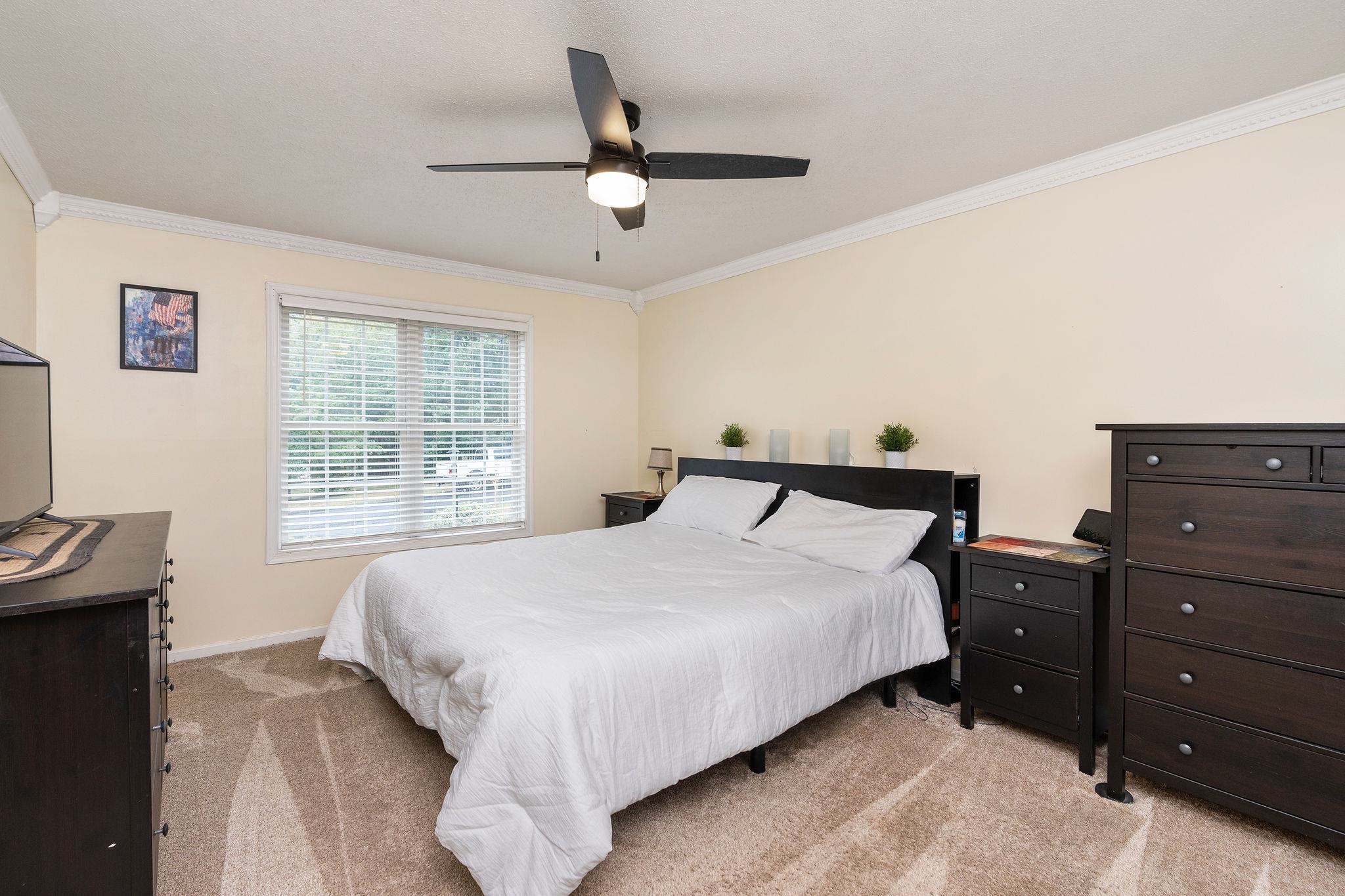 238 BOWMANS RUN DR
