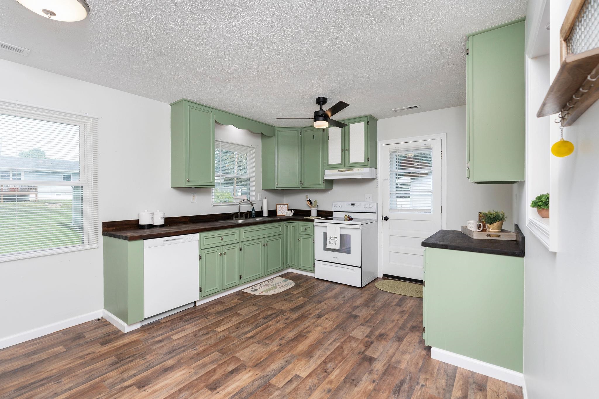 60 STUBBLEFIELD RD