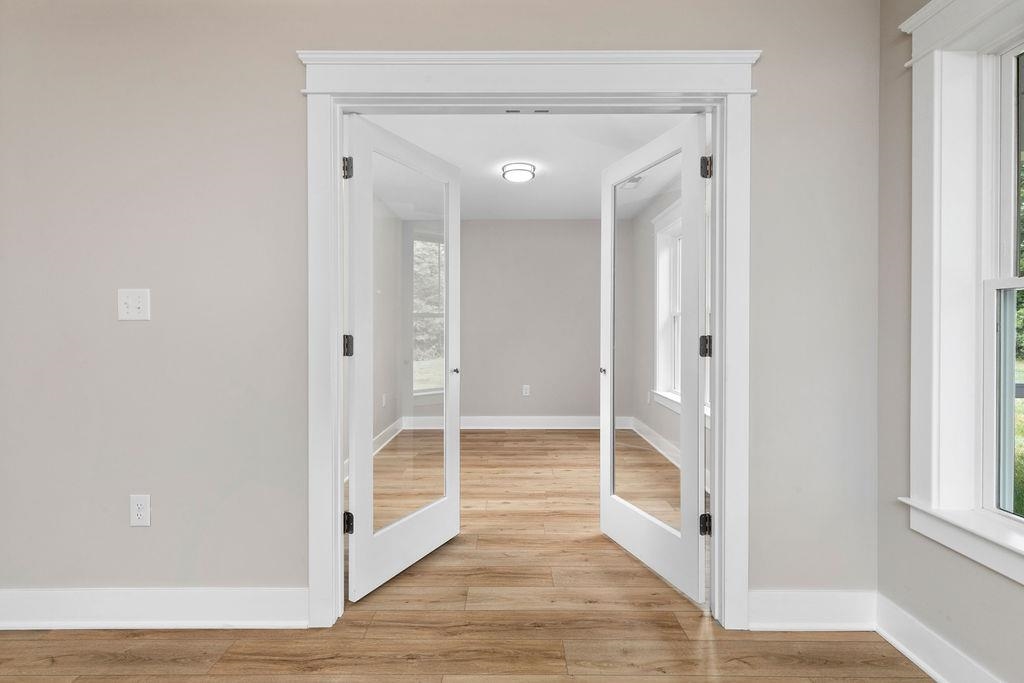 171 LINDBURGH DR