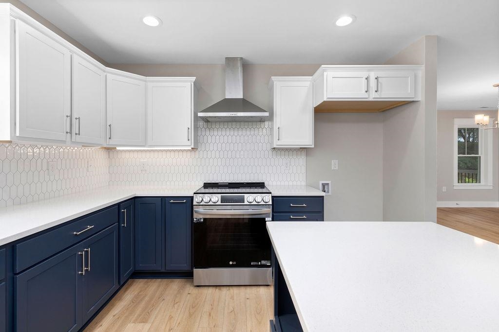 171 LINDBURGH DR