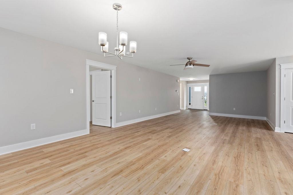 171 LINDBURGH DR