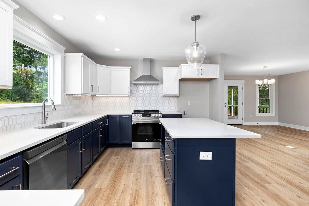 171 LINDBURGH DR