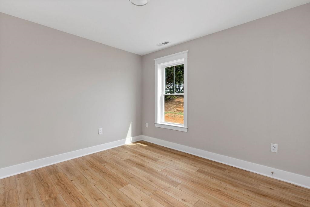 171 LINDBURGH DR