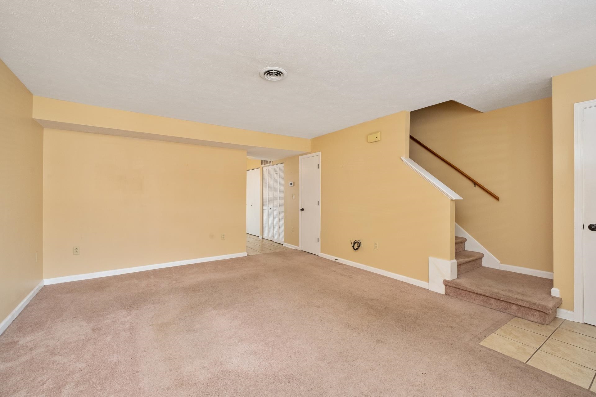 500 WINCHESTER AVE Unit: B5