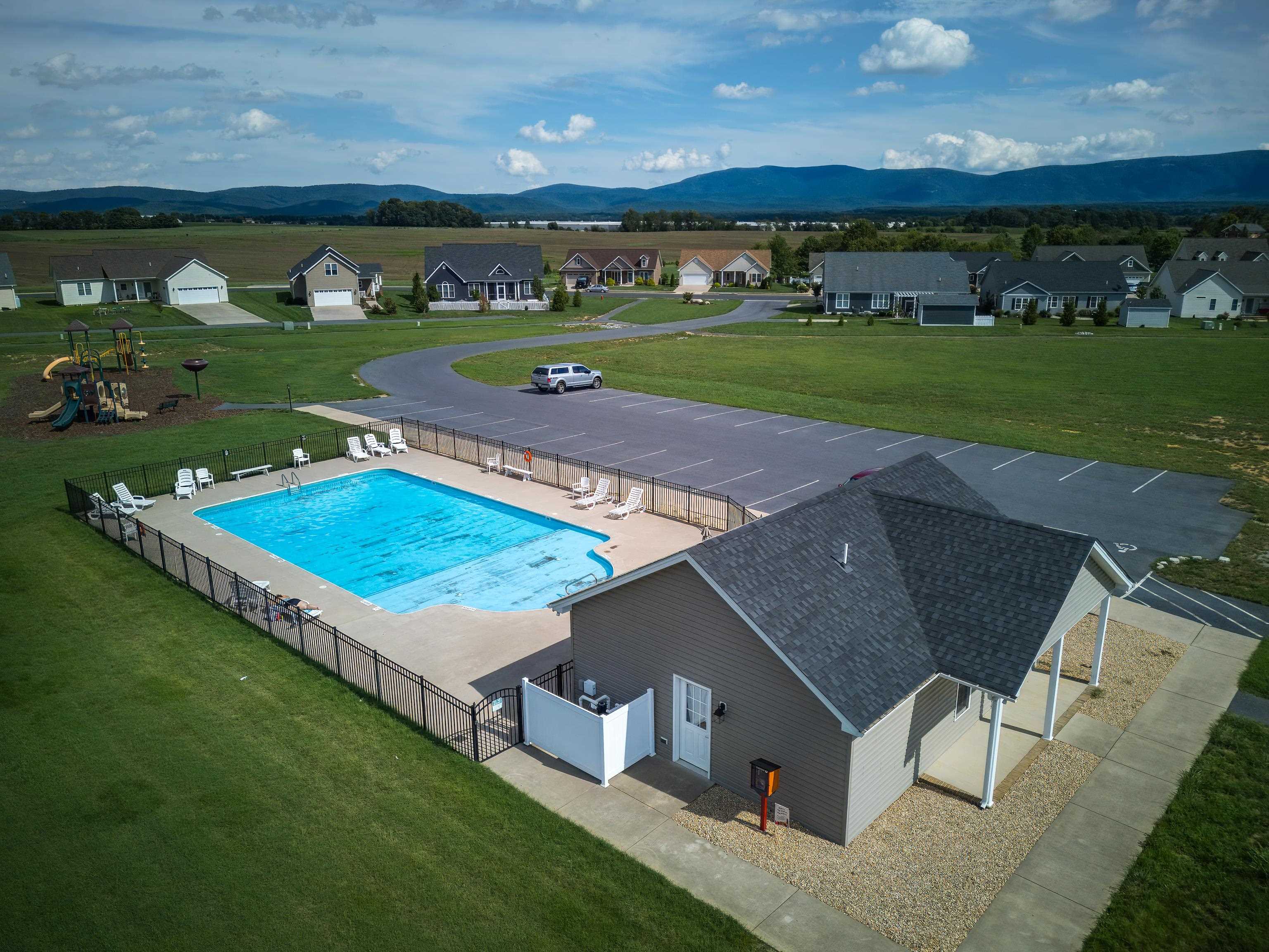 60 MARBLE DR