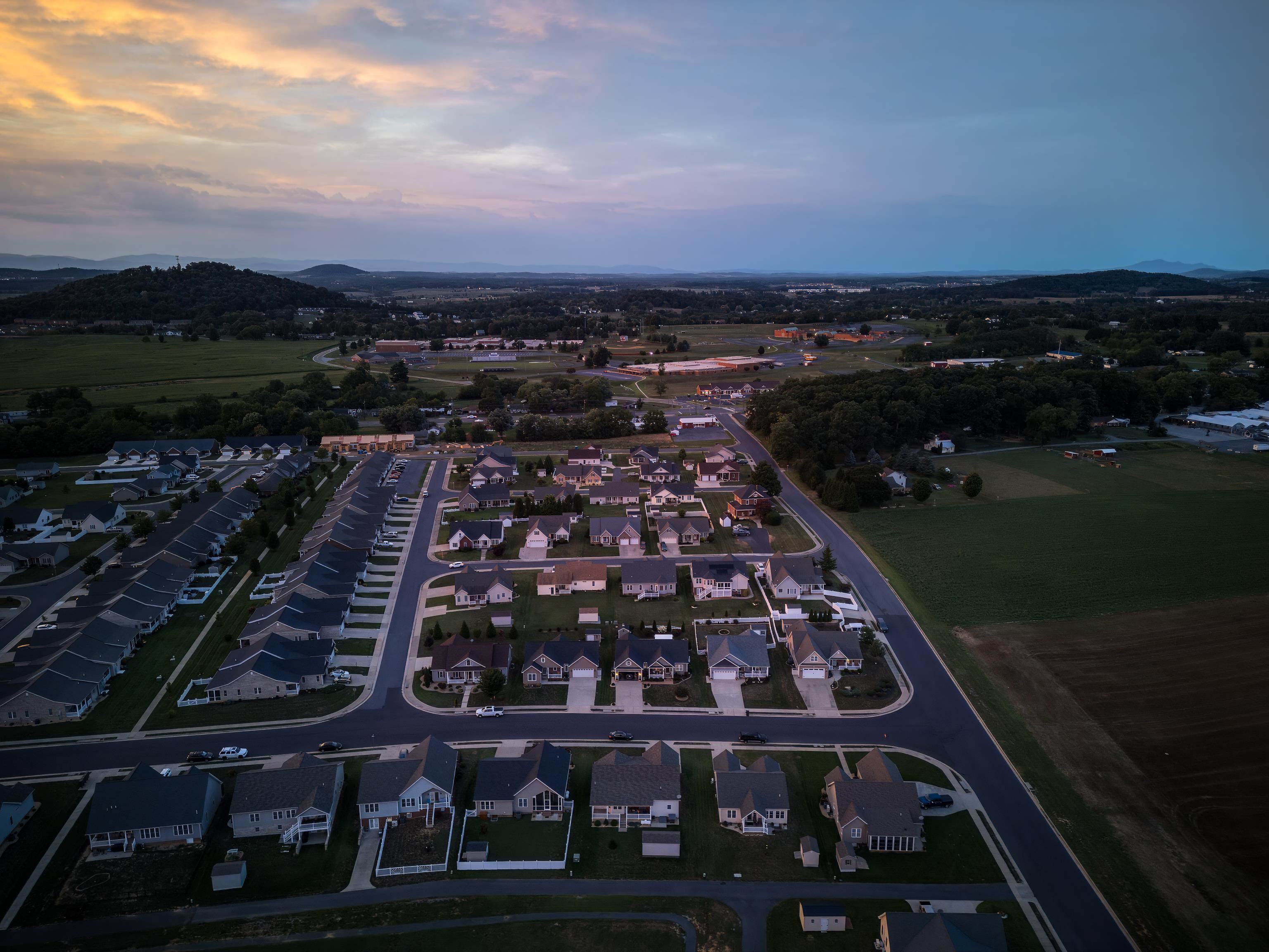 60 MARBLE DR