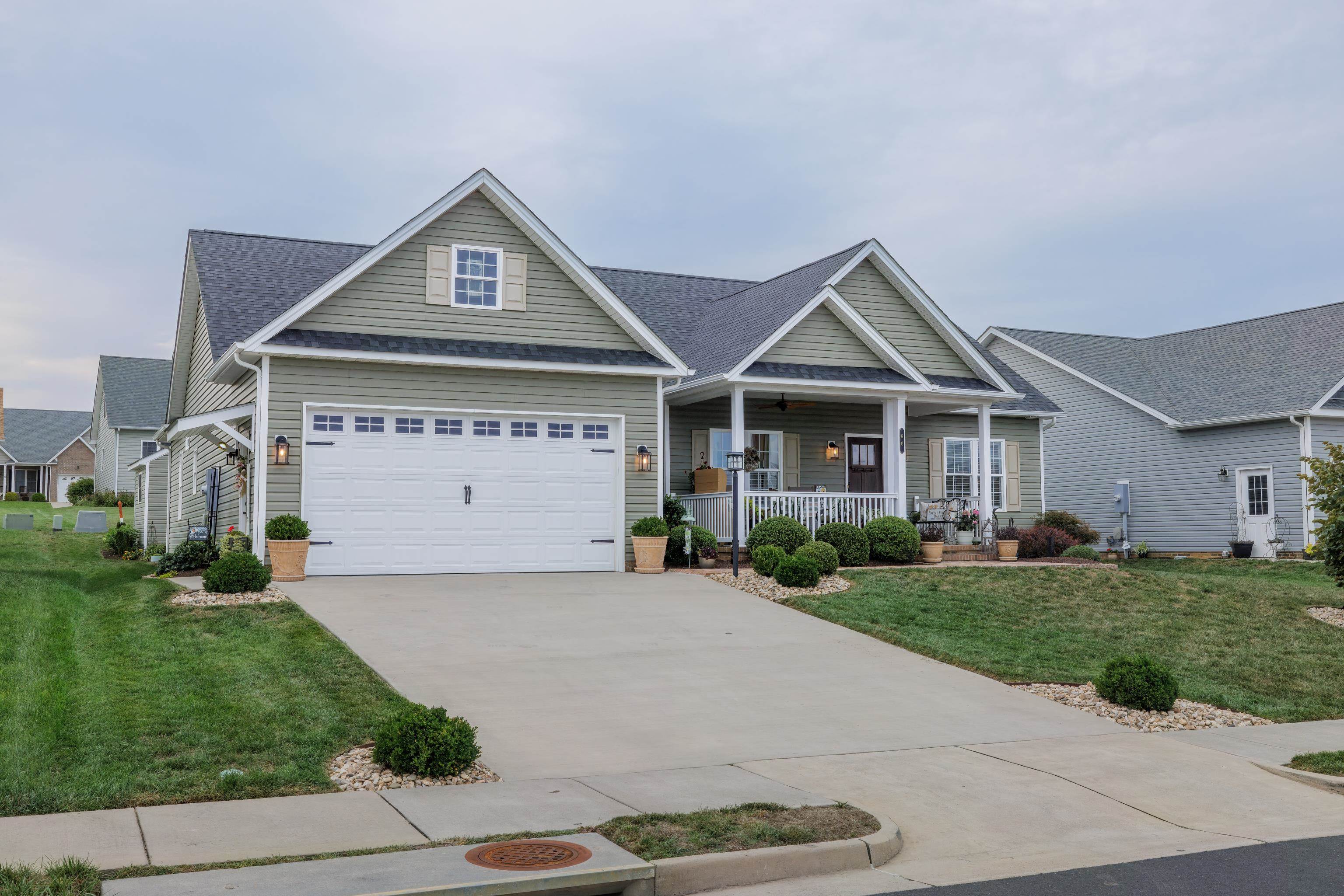 60 MARBLE DR