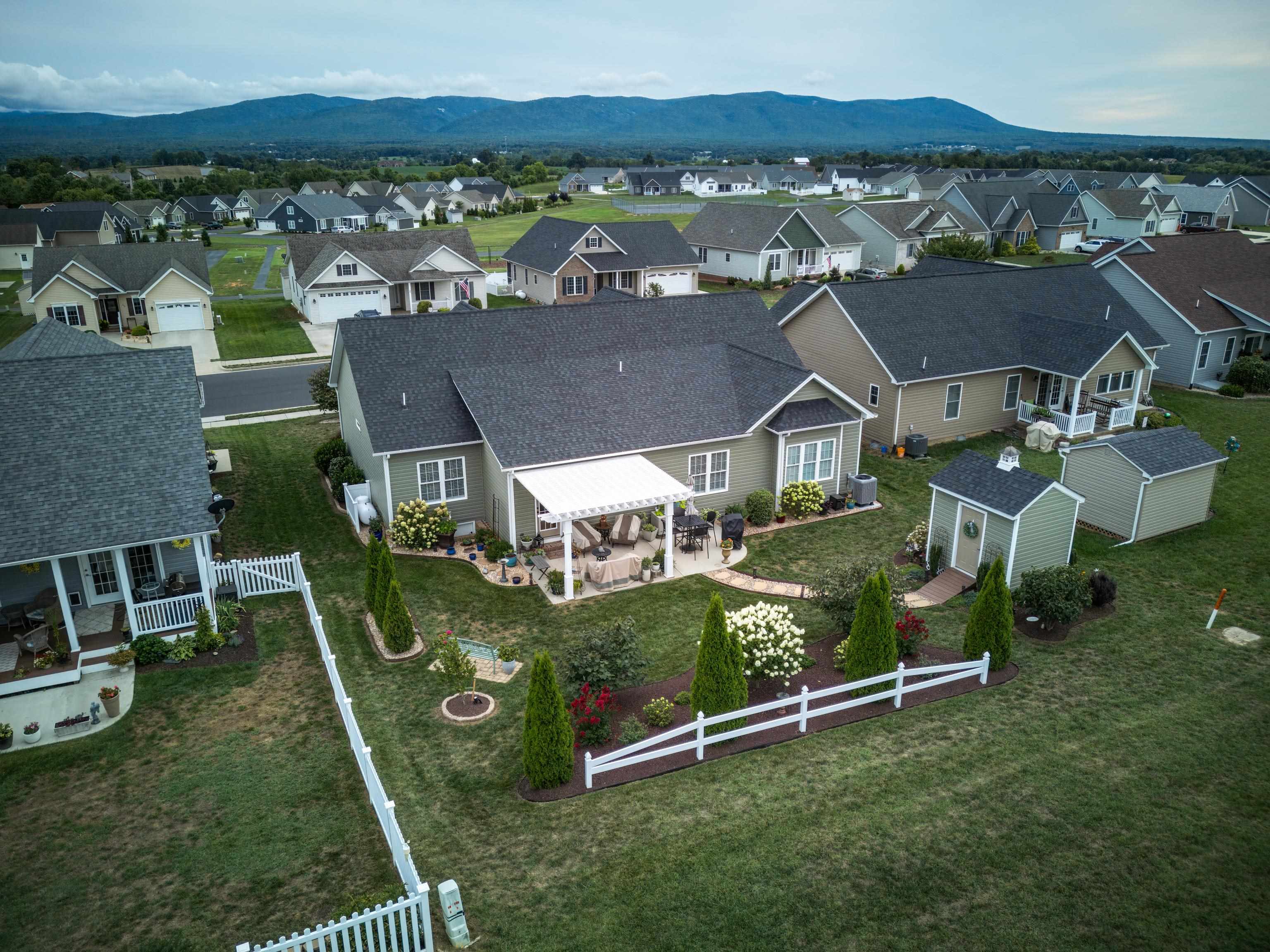 60 MARBLE DR
