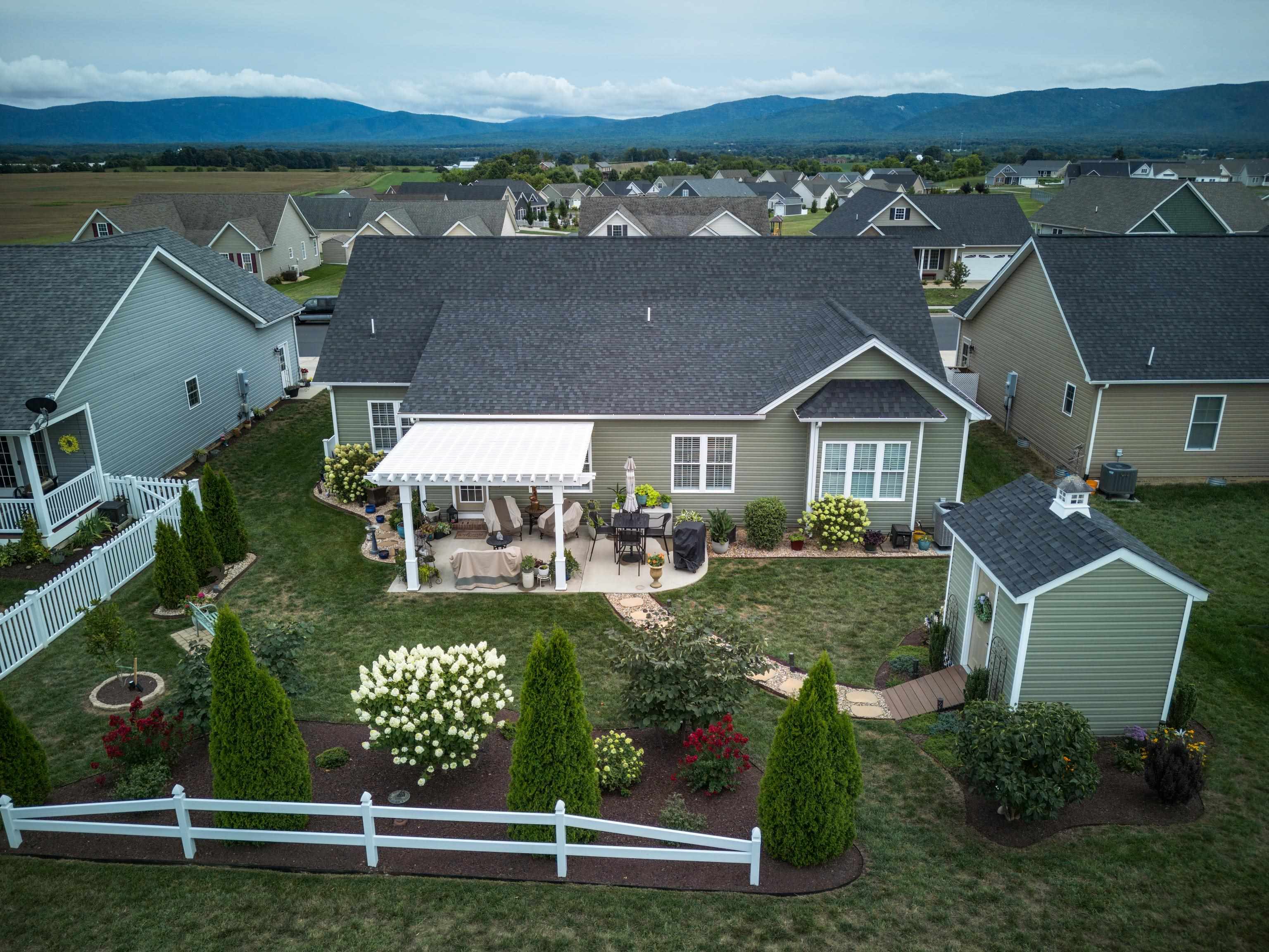 60 MARBLE DR