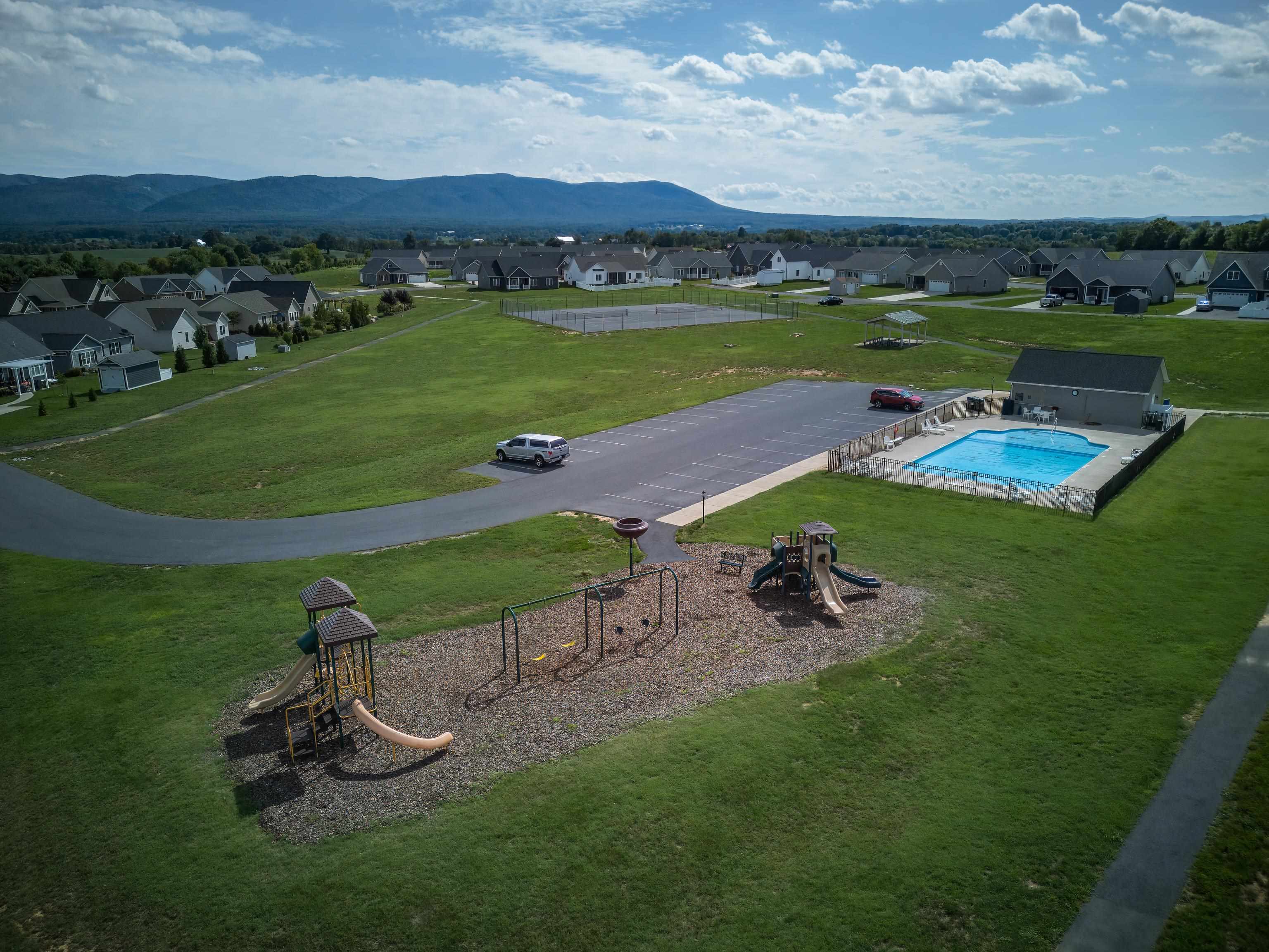 60 MARBLE DR