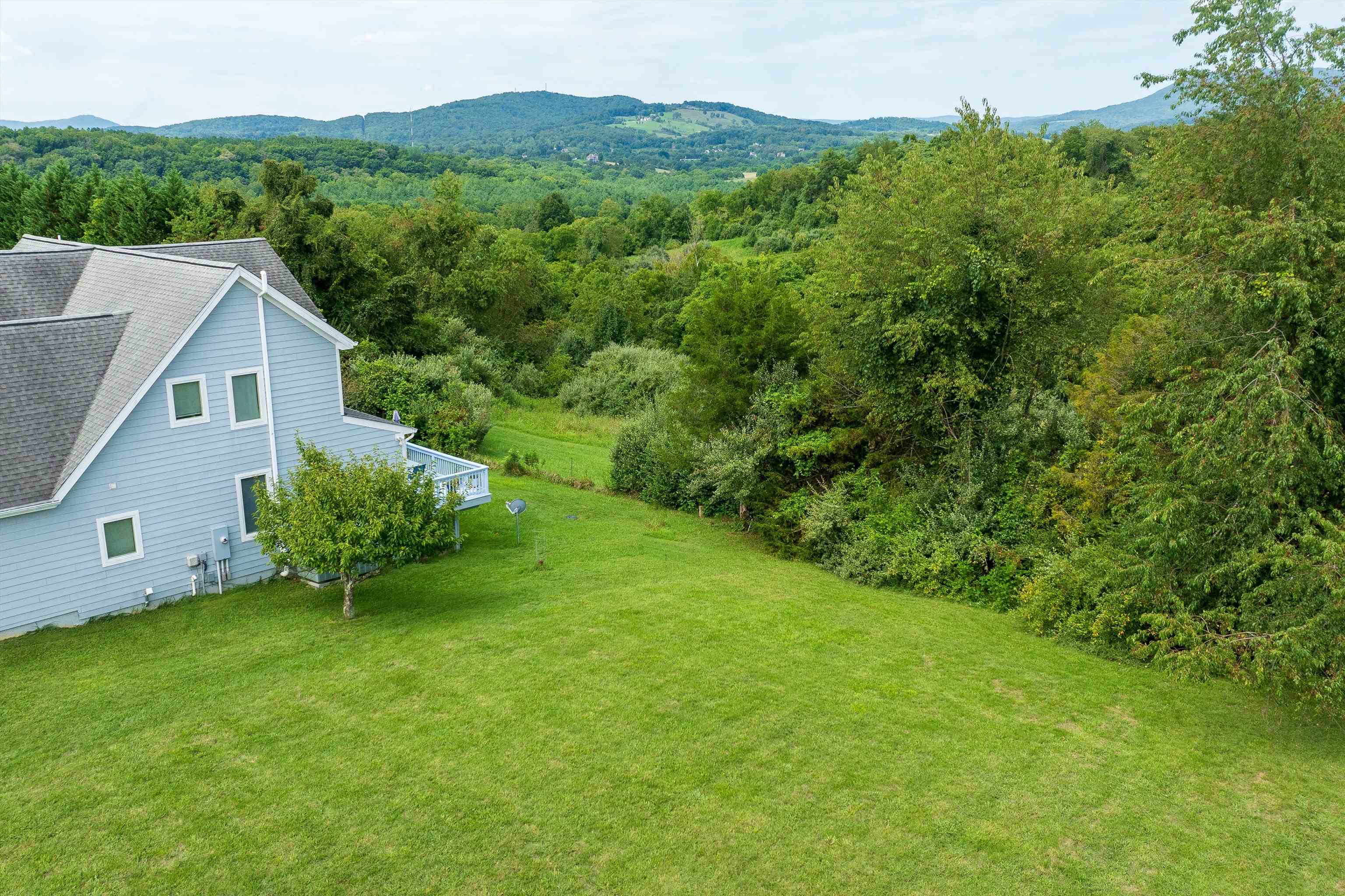 Lot 11 WOODRIDGE LN
