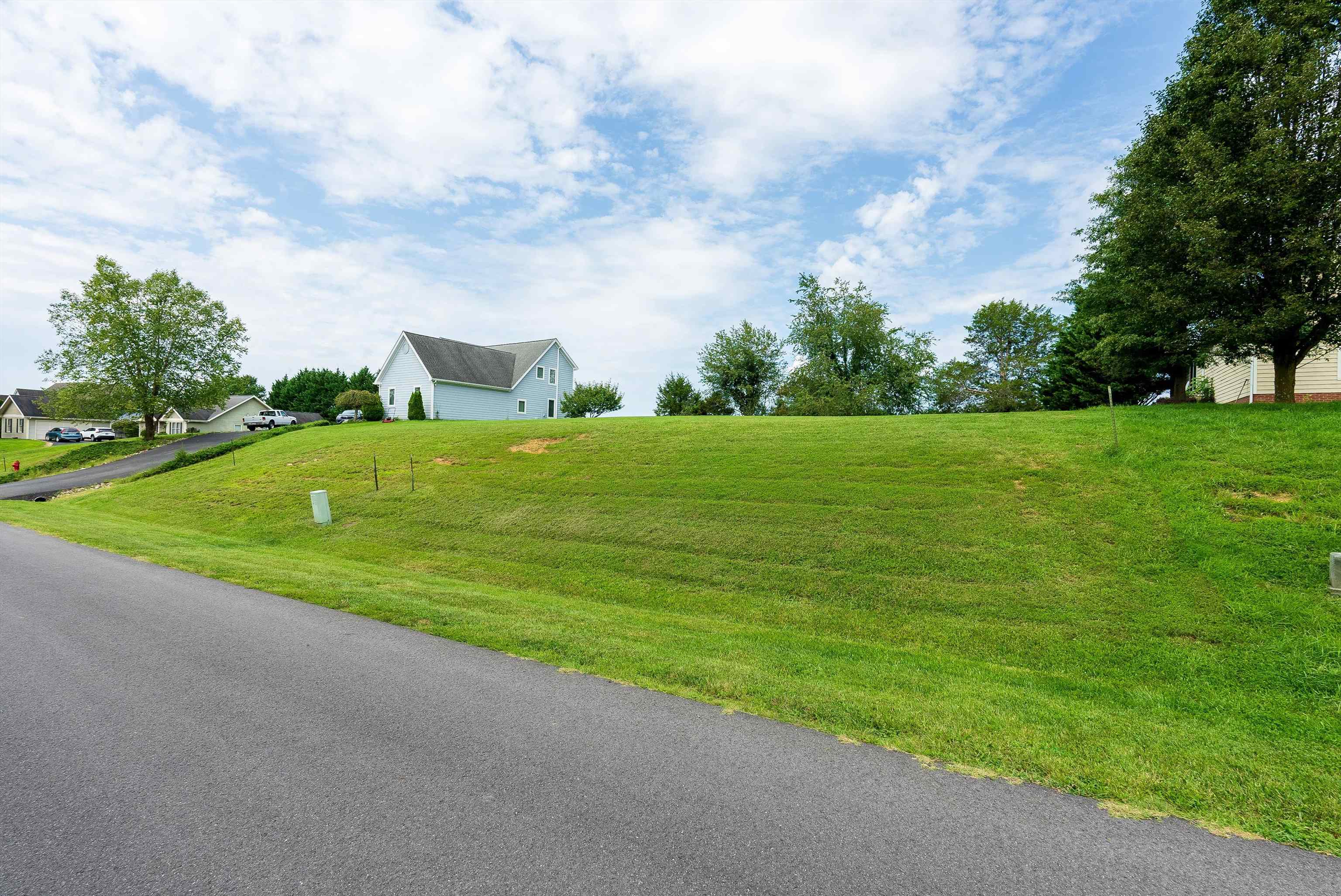 Lot 11 WOODRIDGE LN