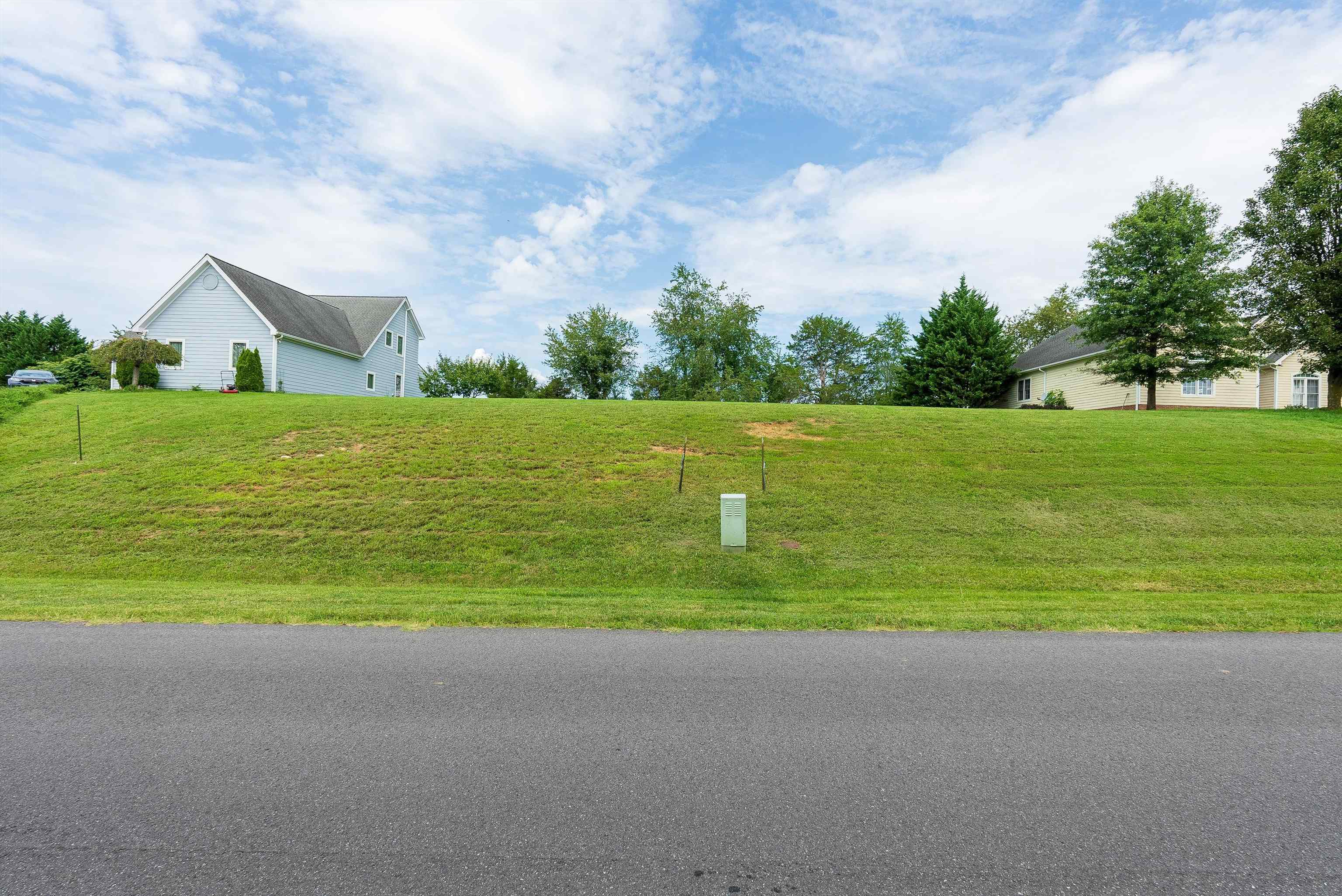 Lot 11 WOODRIDGE LN
