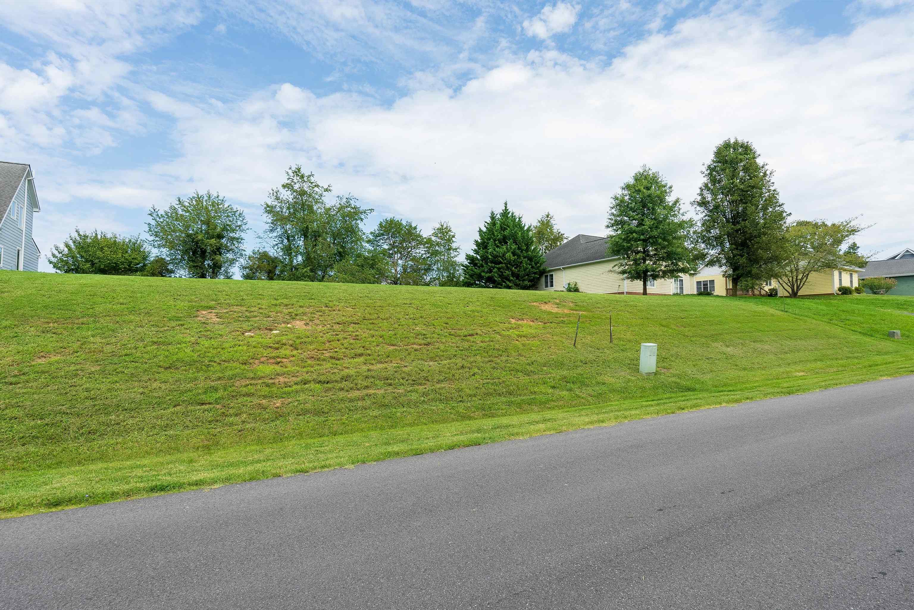 Lot 11 WOODRIDGE LN