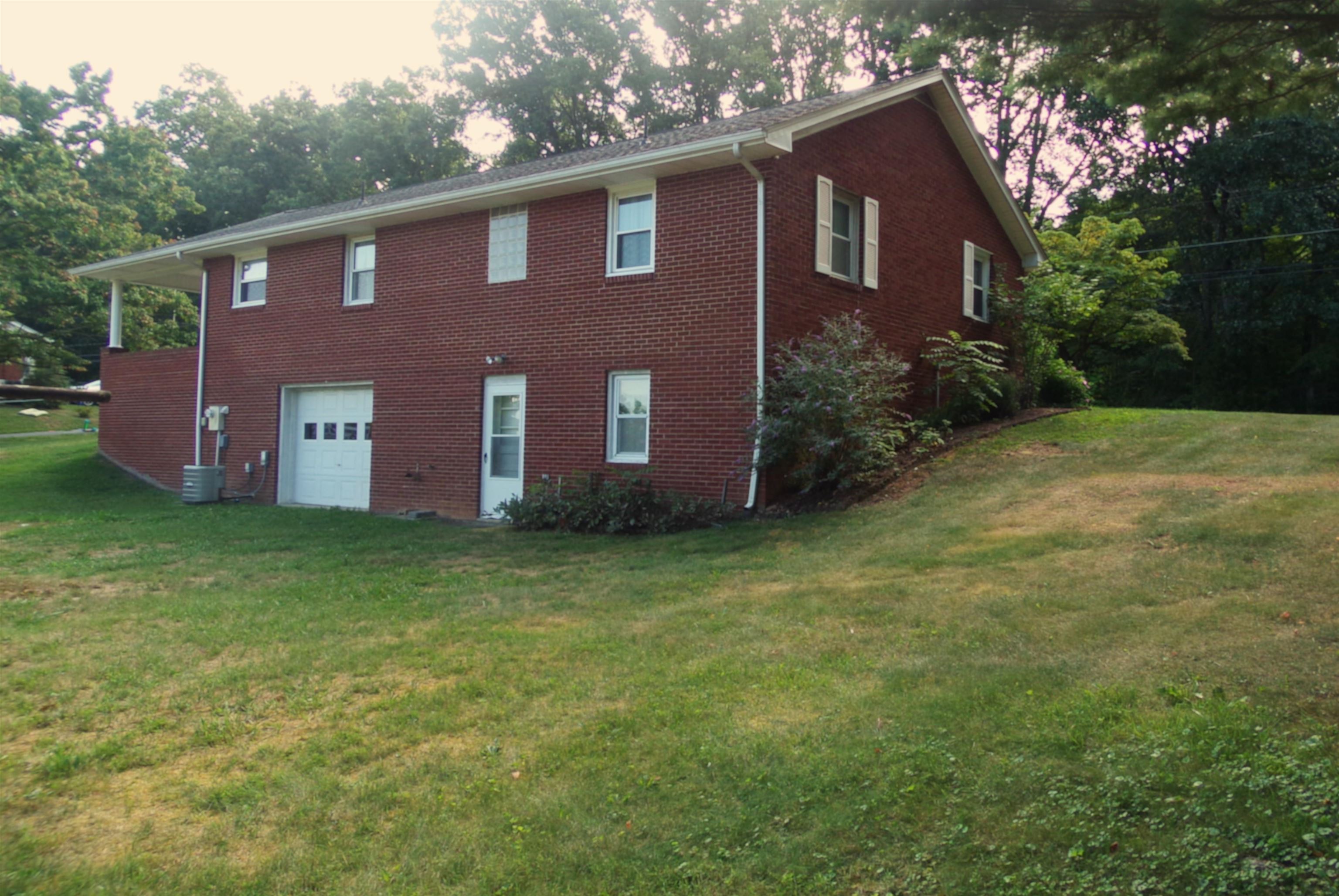1728 ROCKFISH RD
