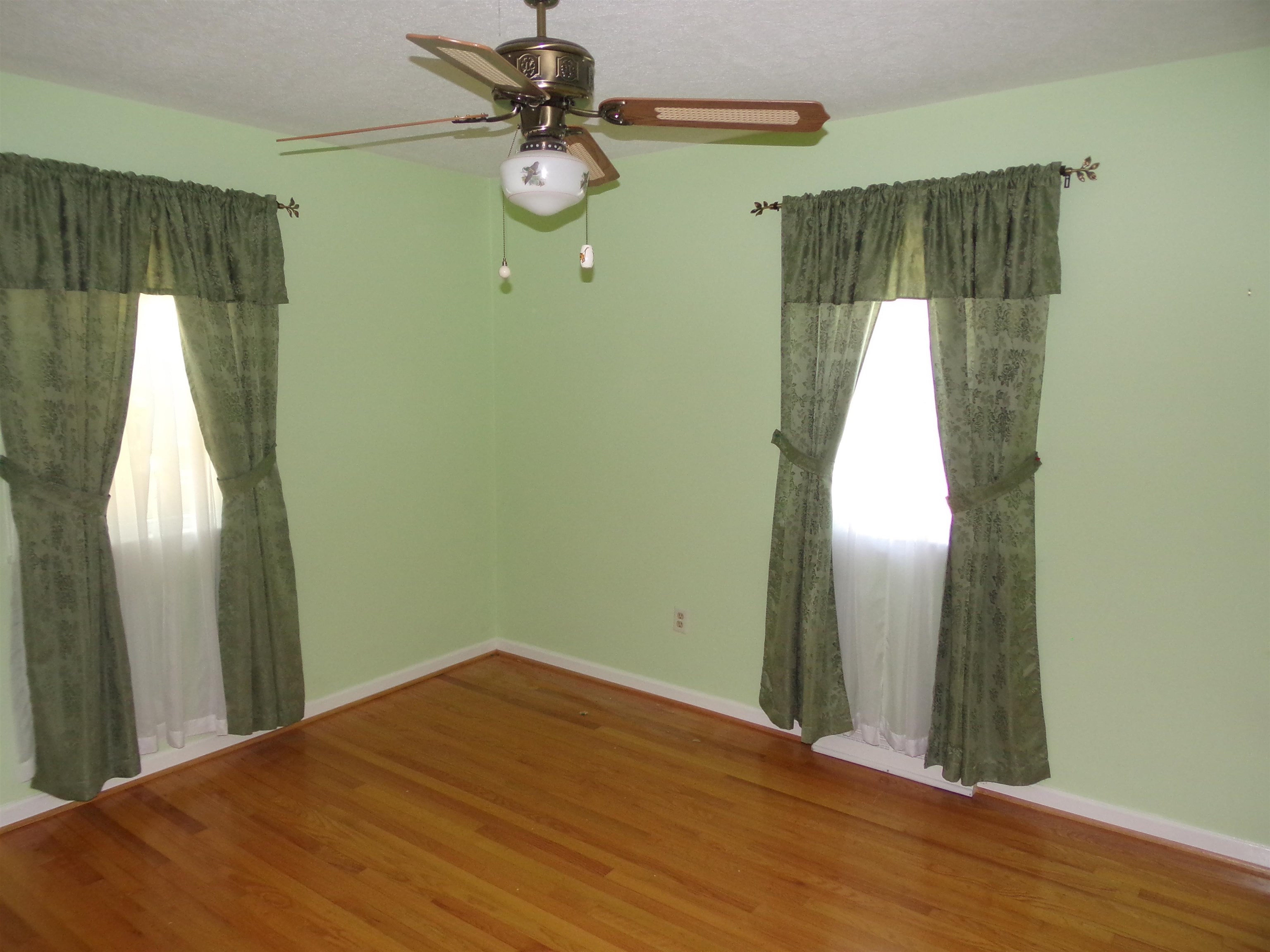 1728 ROCKFISH RD