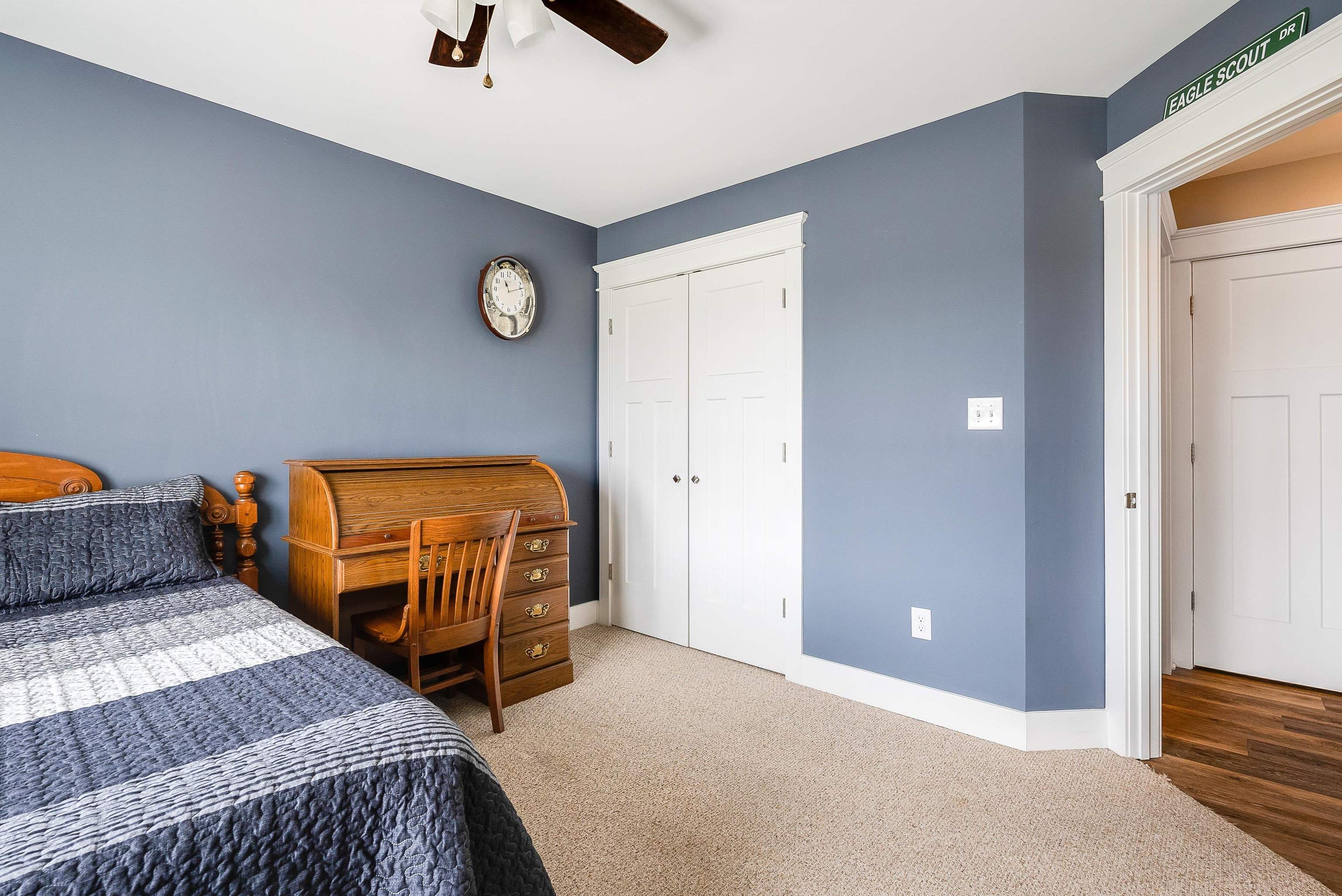 111 LINDBURGH DR