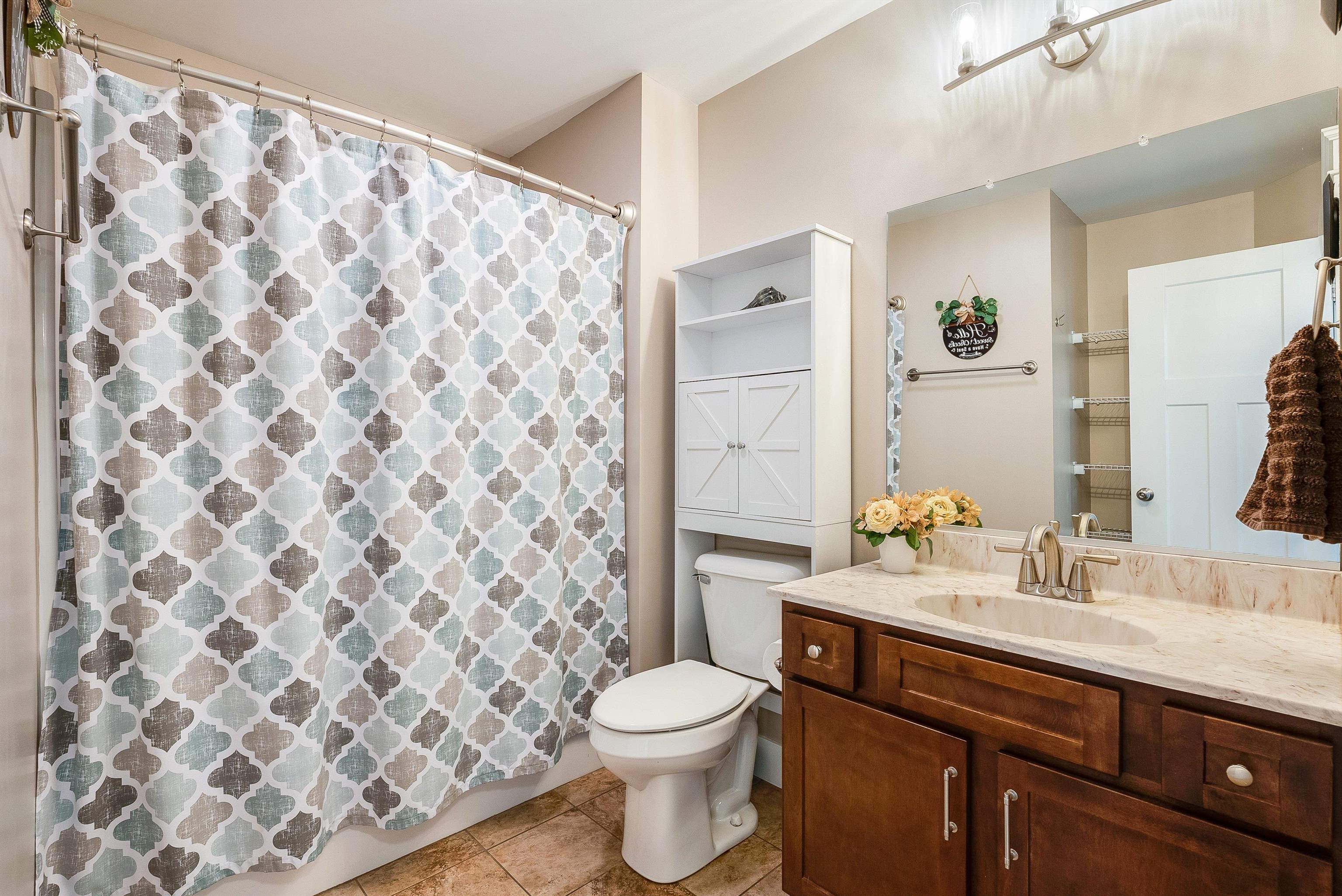 111 LINDBURGH DR