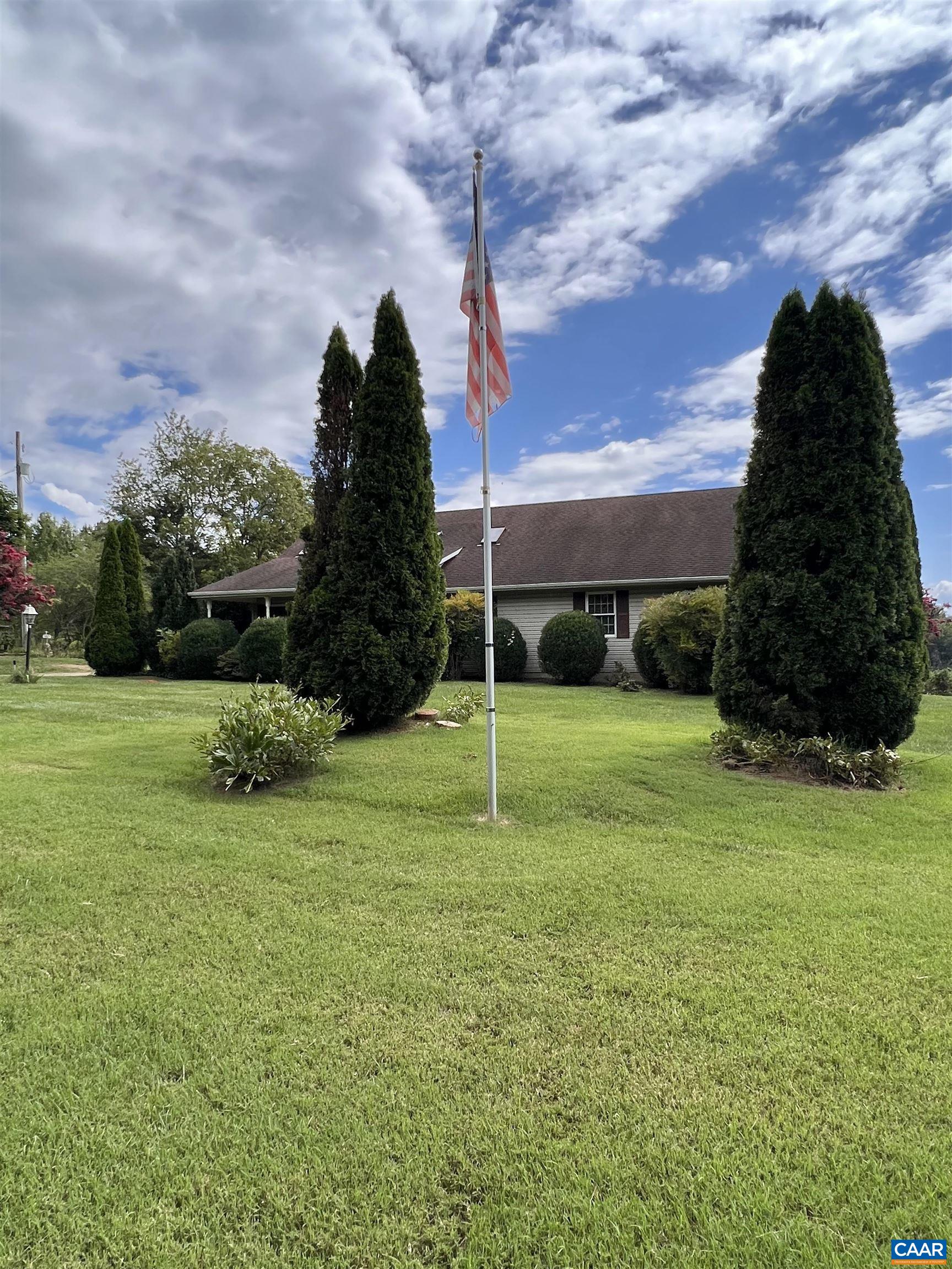 210 CABELL MOUNTAIN LN