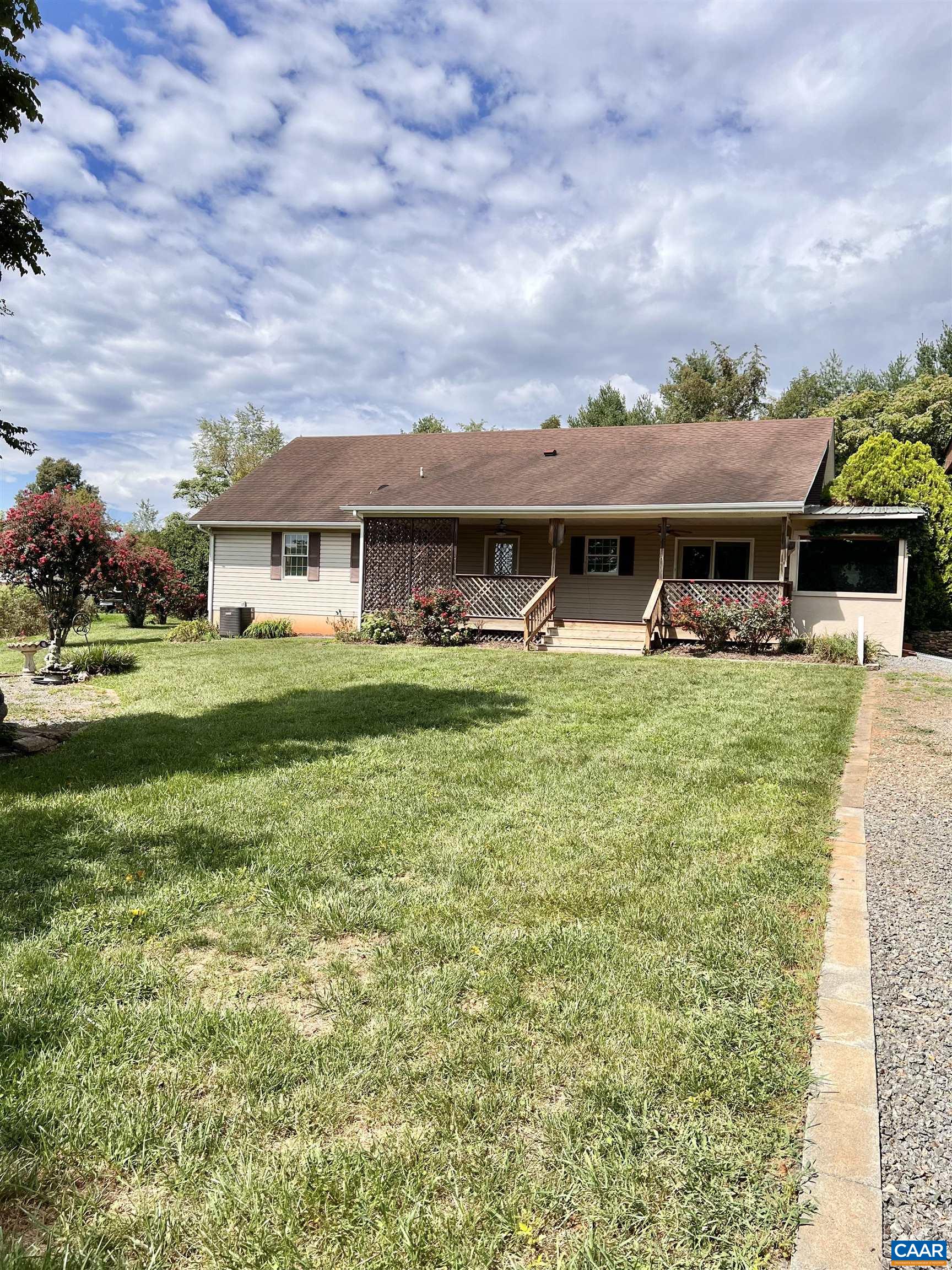 210 CABELL MOUNTAIN LN