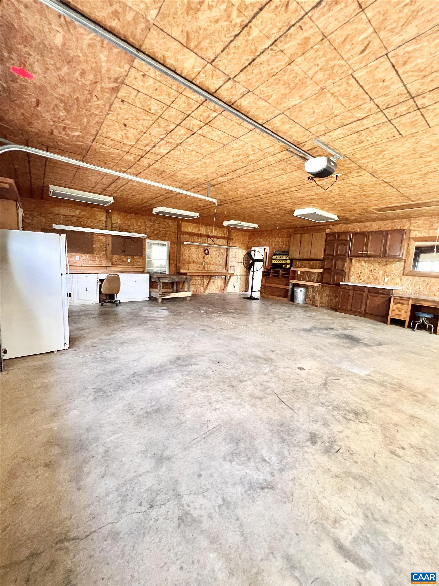 210 CABELL MOUNTAIN LN