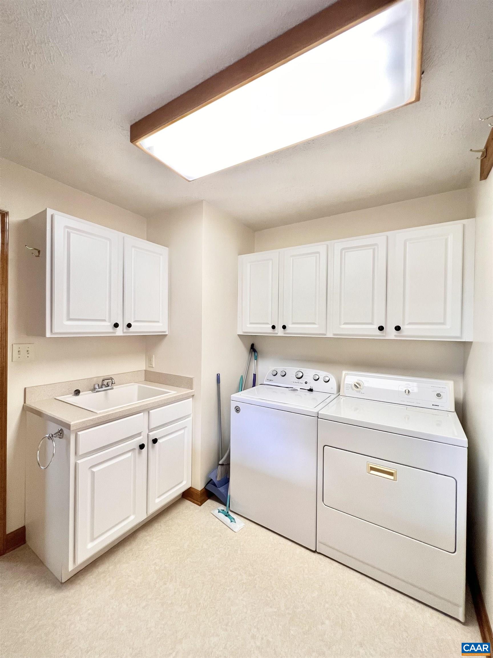 210 CABELL MOUNTAIN LN