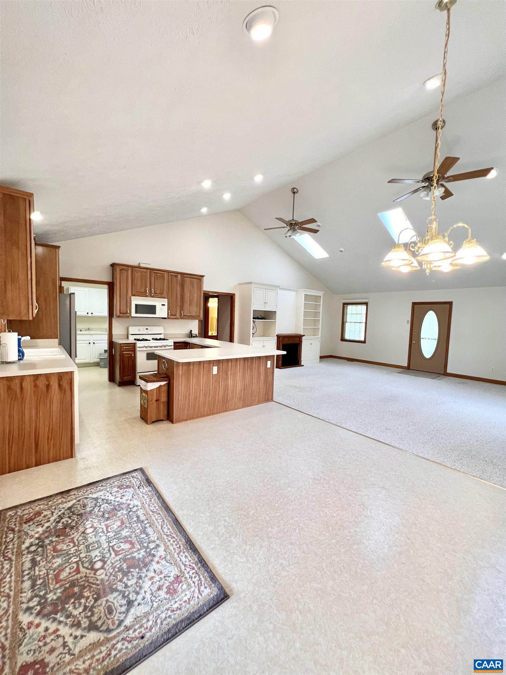 210 CABELL MOUNTAIN LN