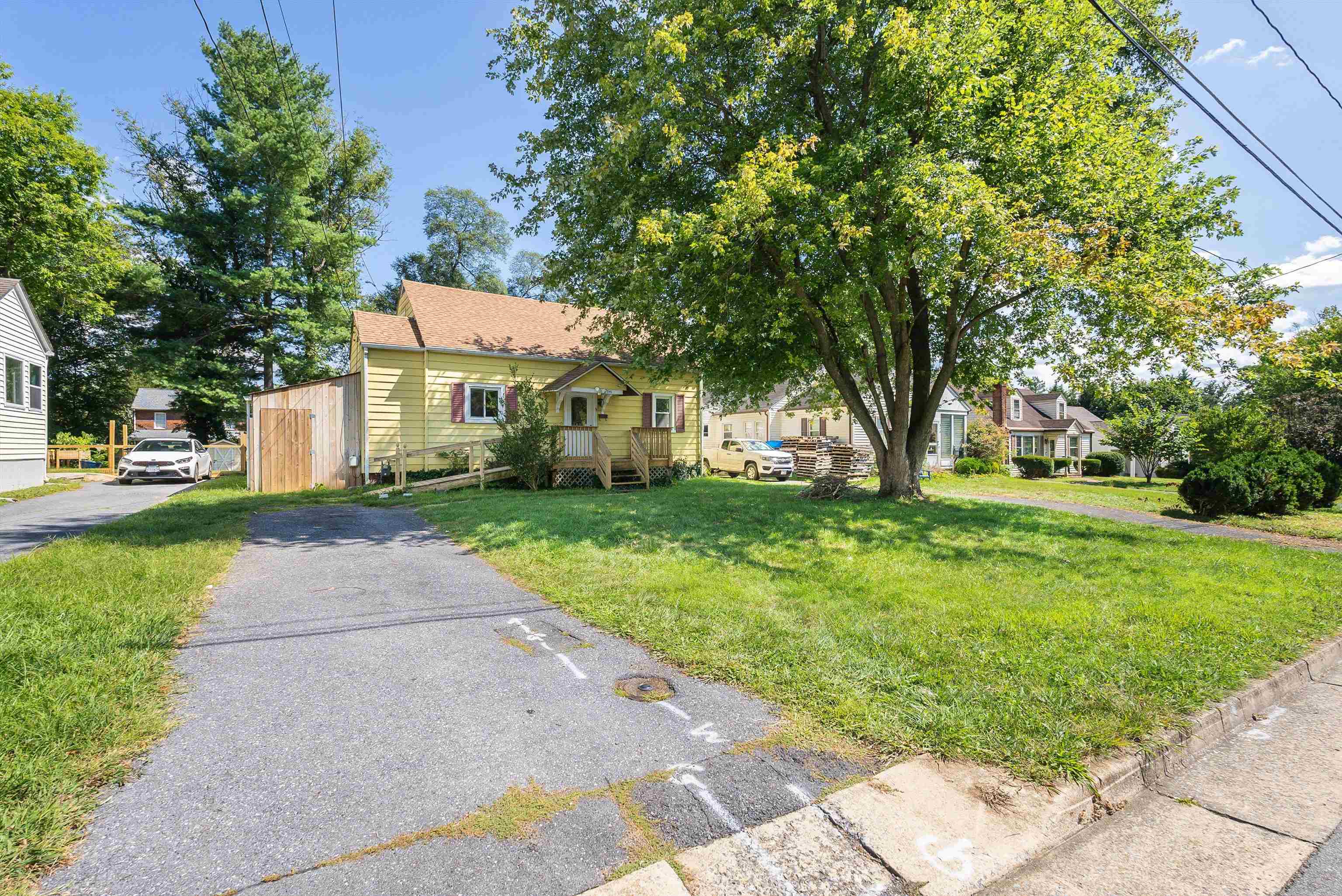 340 WAYNERIDGE RD