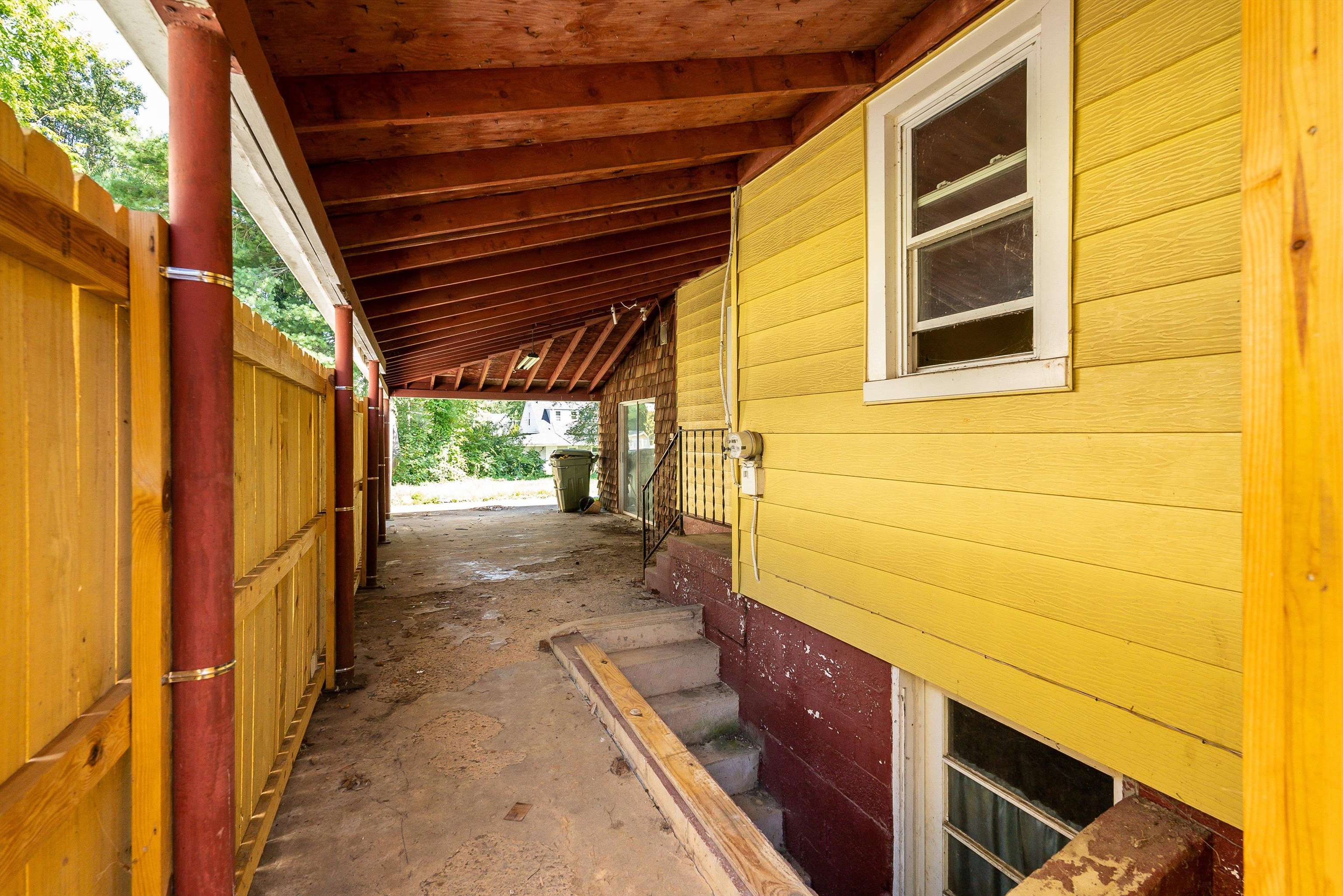340 WAYNERIDGE RD
