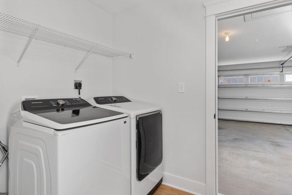 153 LINDBURGH DR