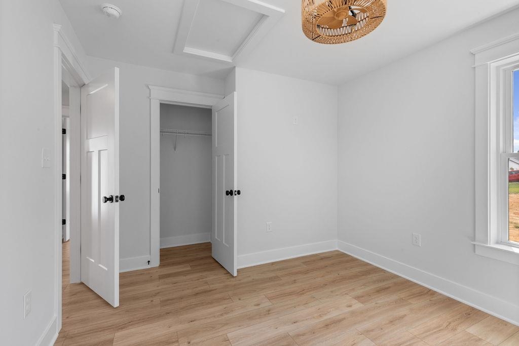 153 LINDBURGH DR