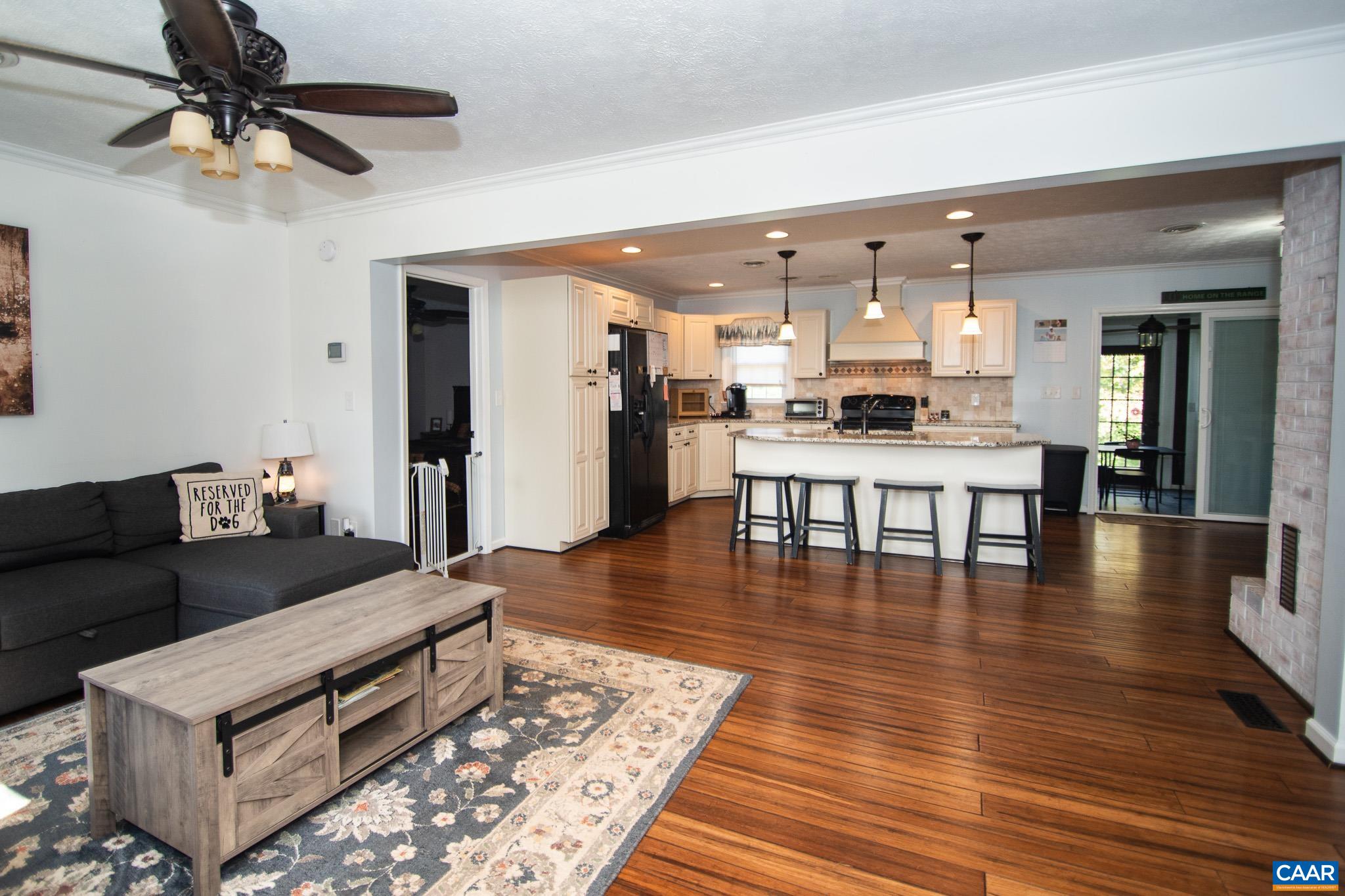 9905 ANDERSONVILLE RD