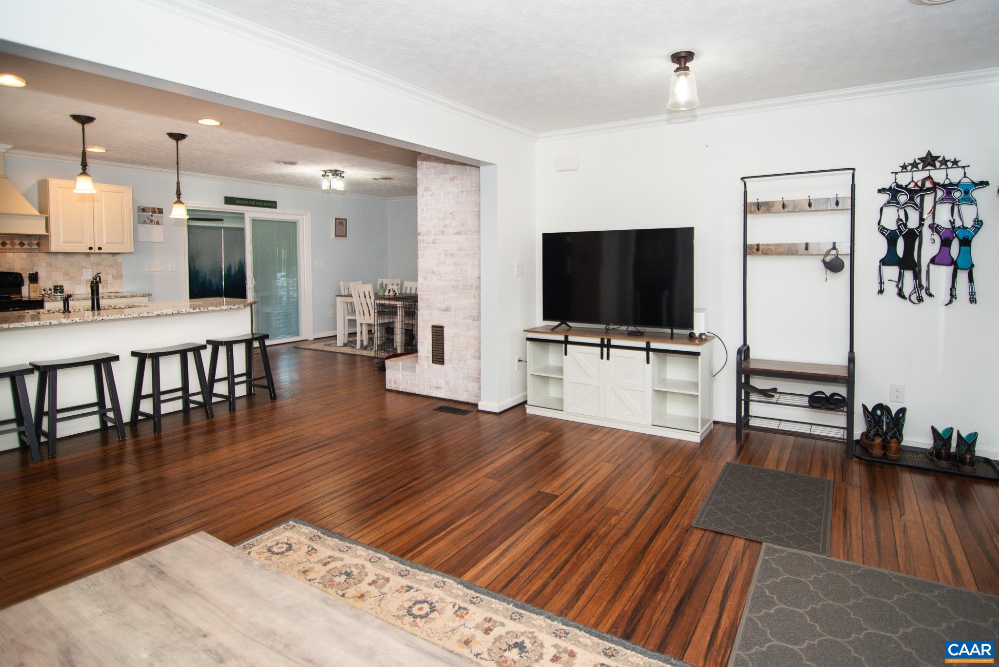 9905 ANDERSONVILLE RD